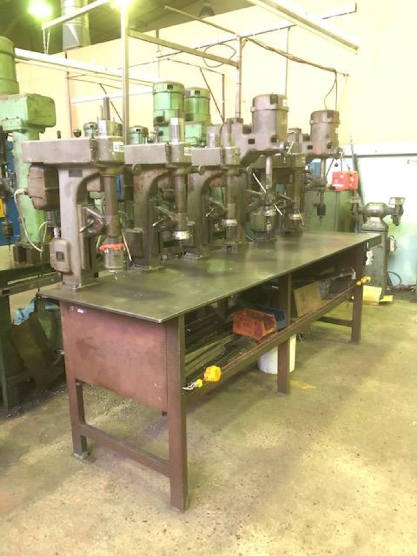 Steel drill bench with 6 overhead pillar drill units - Image 2 of 9