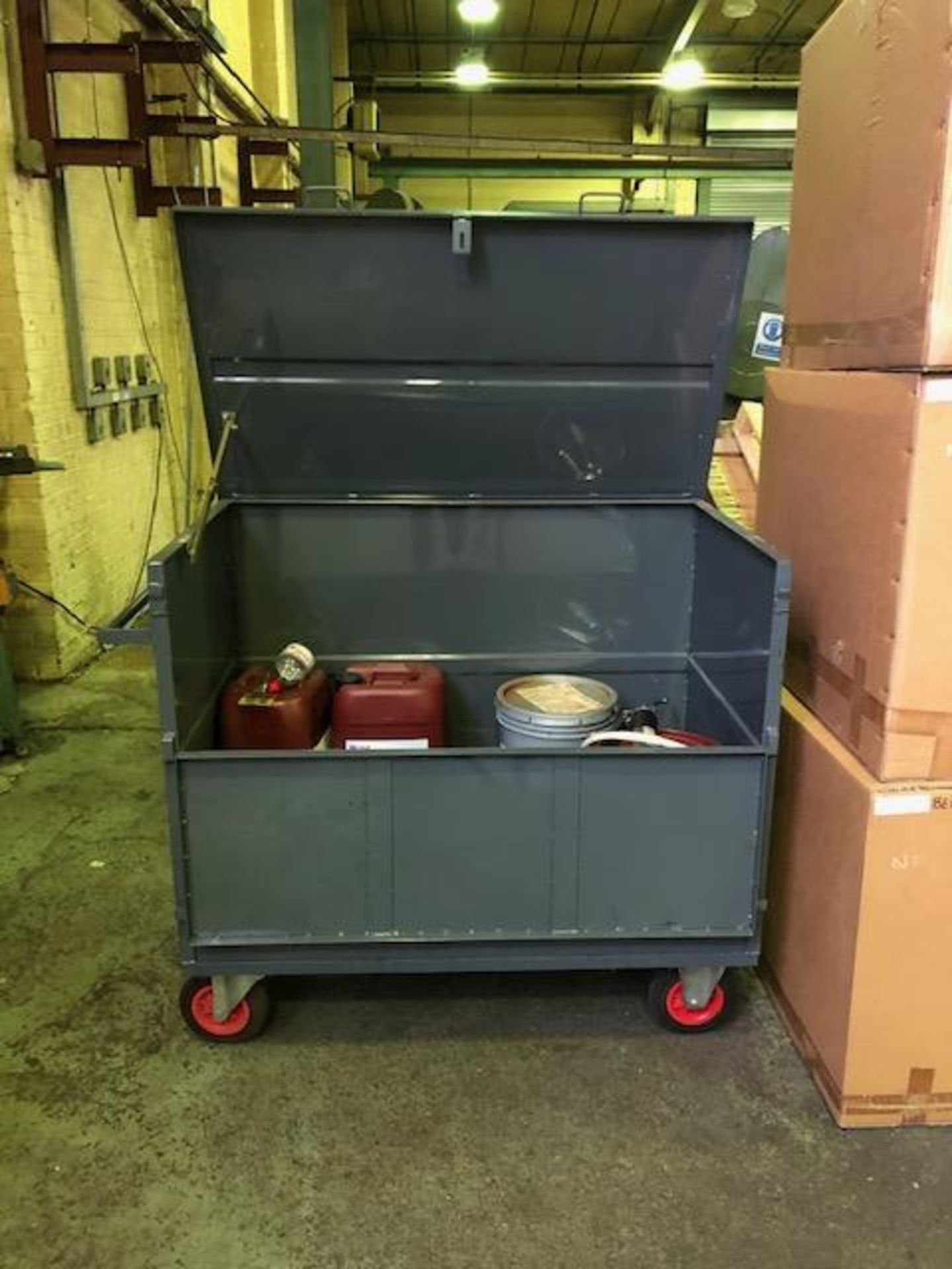 Mobile steel storage cabinet - Image 3 of 4