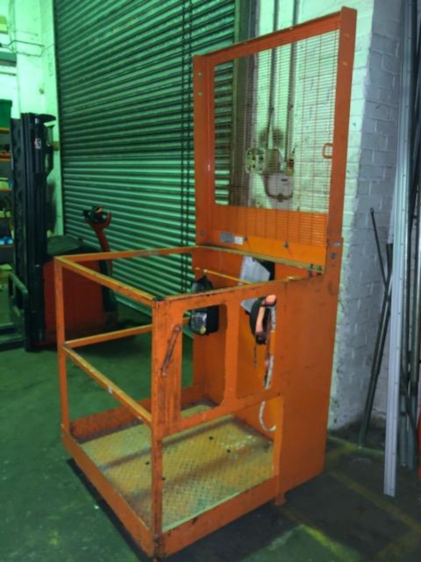 Invicta Lift forklift cage - Image 2 of 3