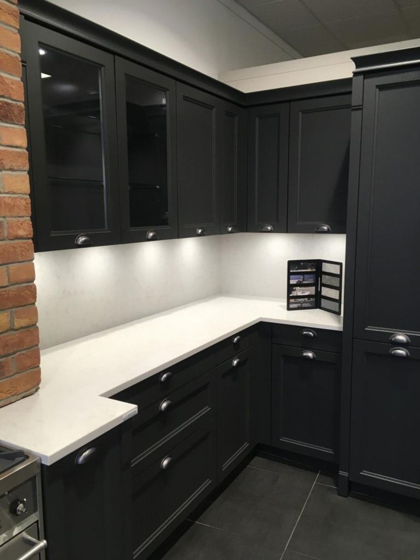 Schmidt L Shaped Kitchen with (8) Cupboards & (4) Drawers including Caesarstone quartz worktop - Image 2 of 7