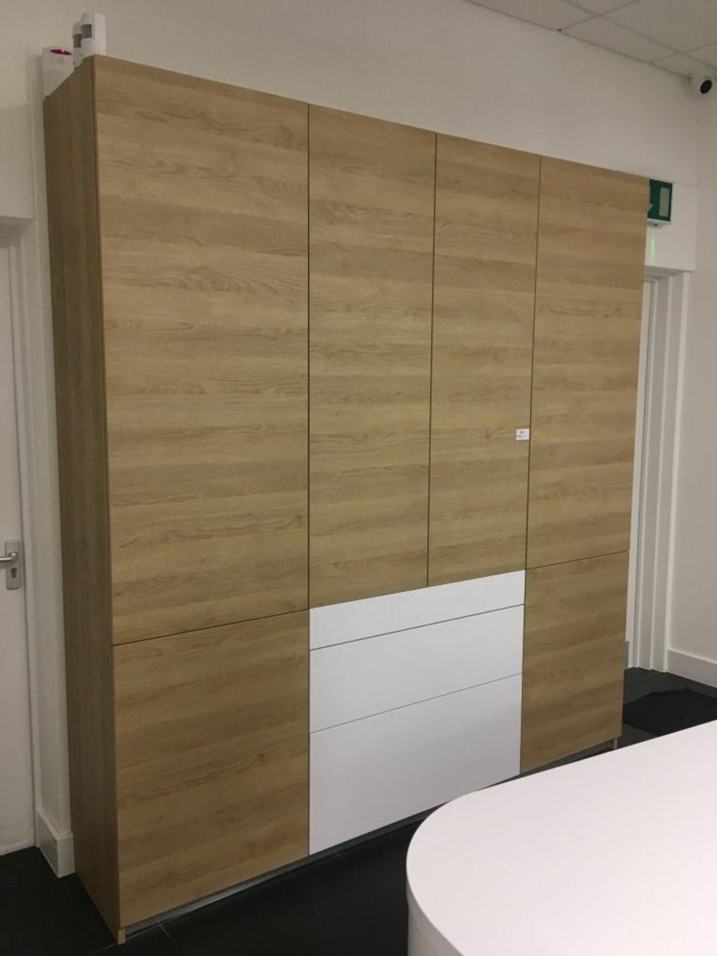 Schmidt 6' White high gloss & light oak laminate storage unit - Image 2 of 4