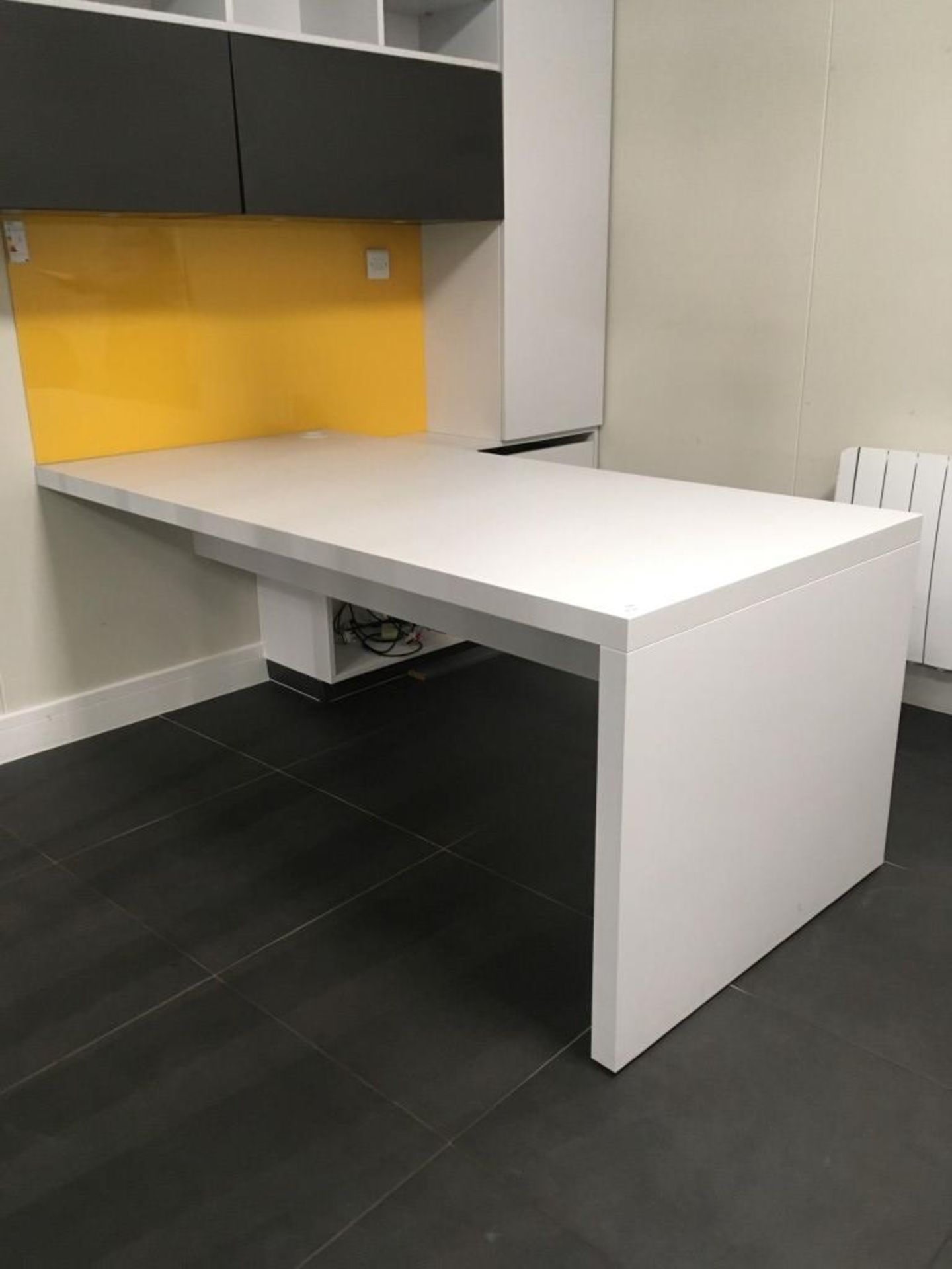 6' White laminate fitted desk including grey & white laminate wall mounted storage units - Image 3 of 3