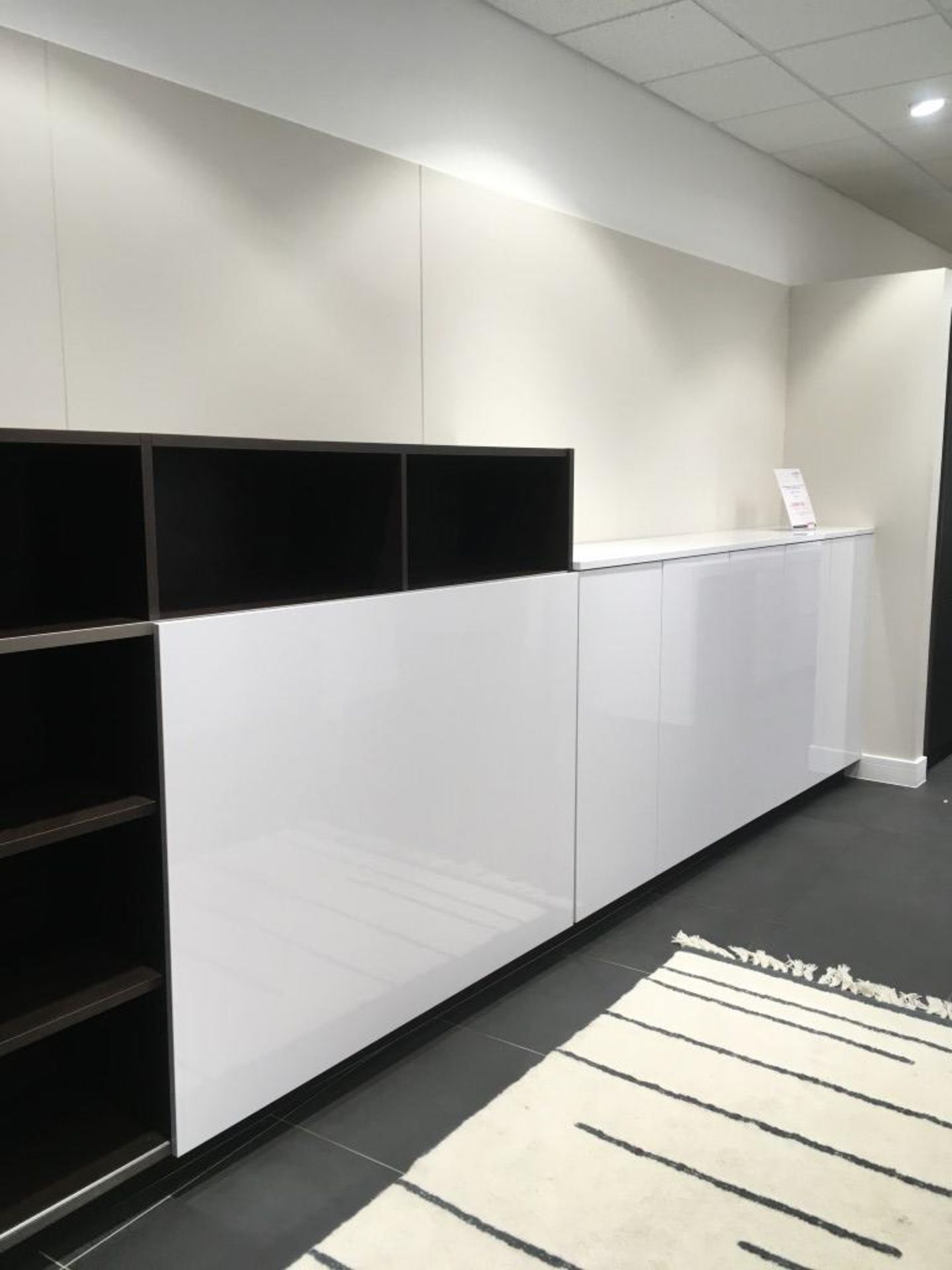 Schmidt dark wood & high gloss L shape storage unit with (7) cupboards & (8) shelves - Image 4 of 7