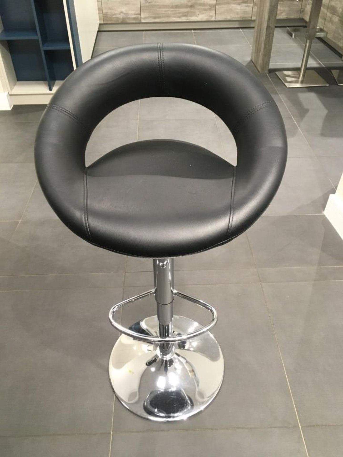 (6) Black faux leather breakfast bar stools with chrome base - Image 2 of 3