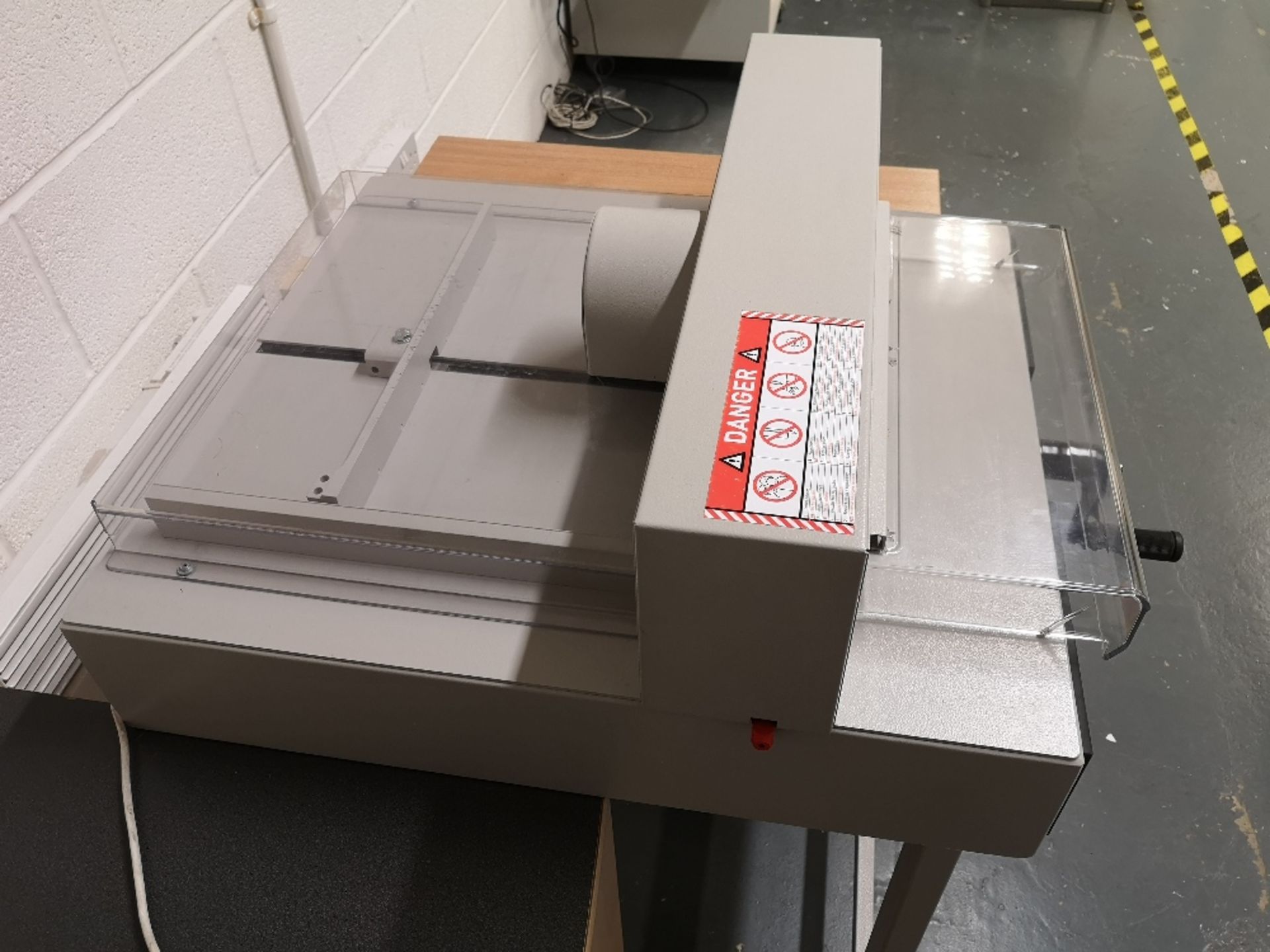 Ideal 4350 Electric Paper Guillotine - Image 3 of 6