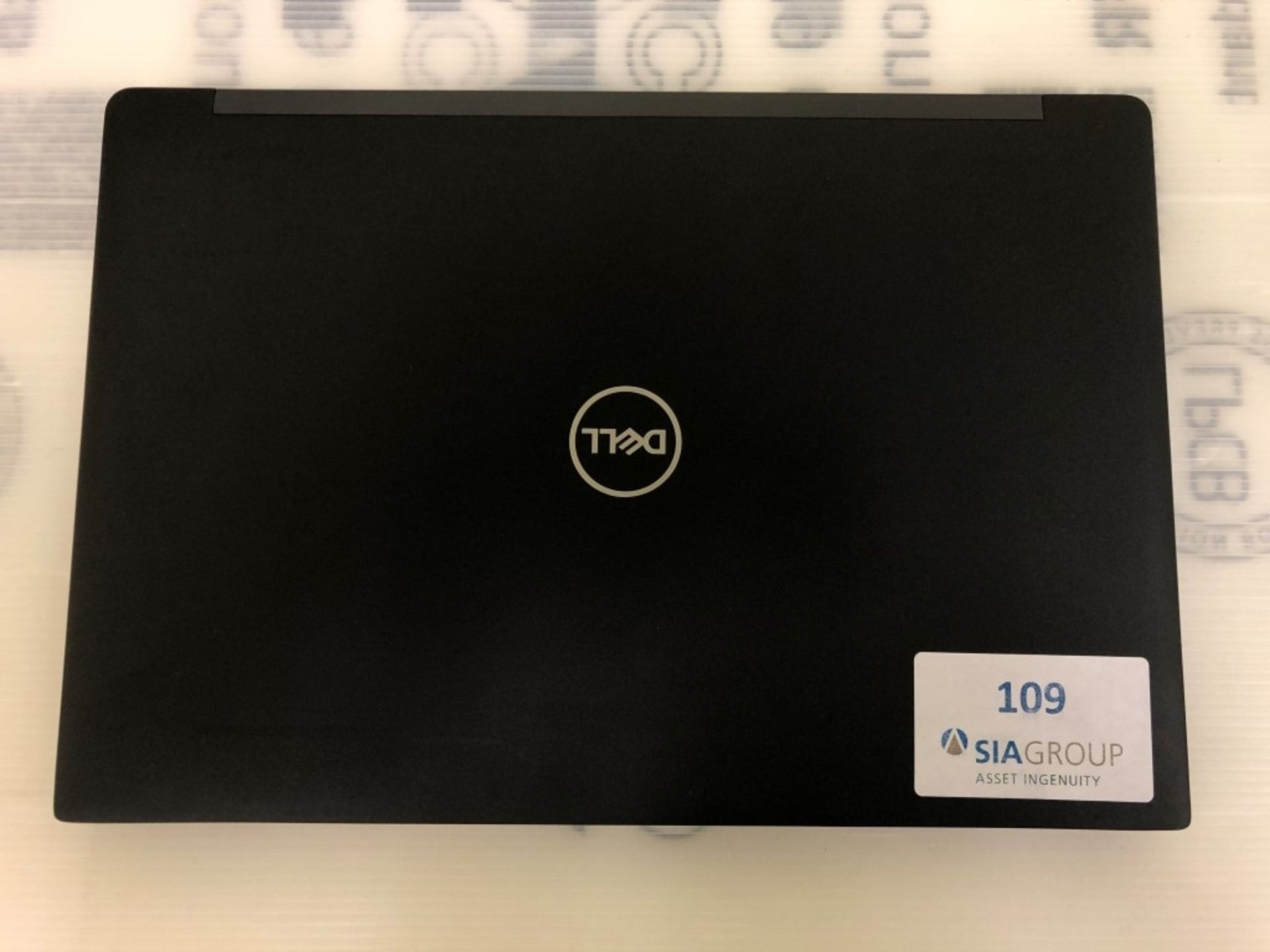Dell Latitude 7390 13.3'' Intel Core i5 8th gen Laptop - Image 2 of 3