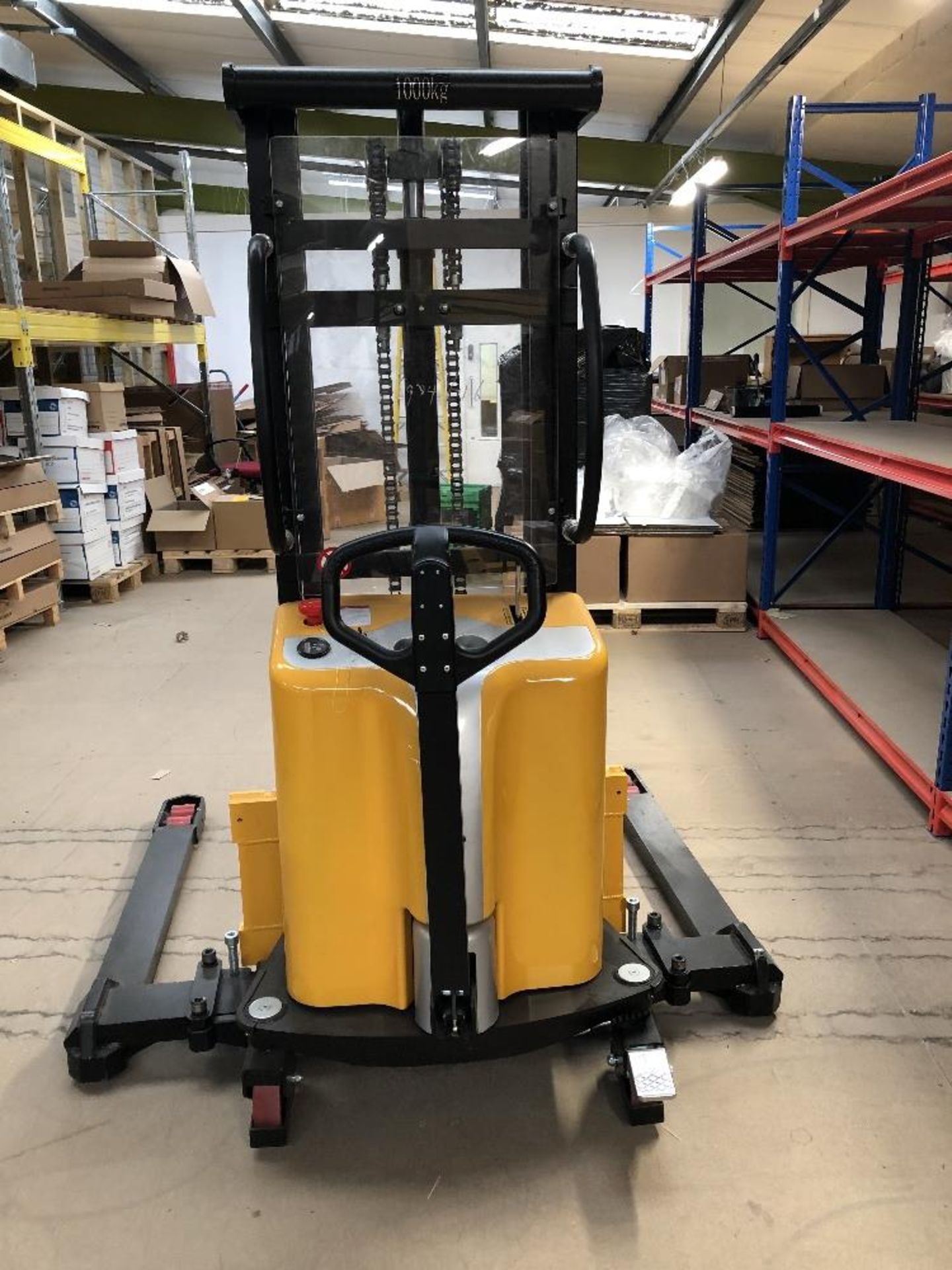 Semi Electric Stradle Leg Pallet Stacker - Image 4 of 6