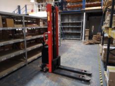 Liftmate electric lift pallet stacker 1000kg capacity 4.2m max height