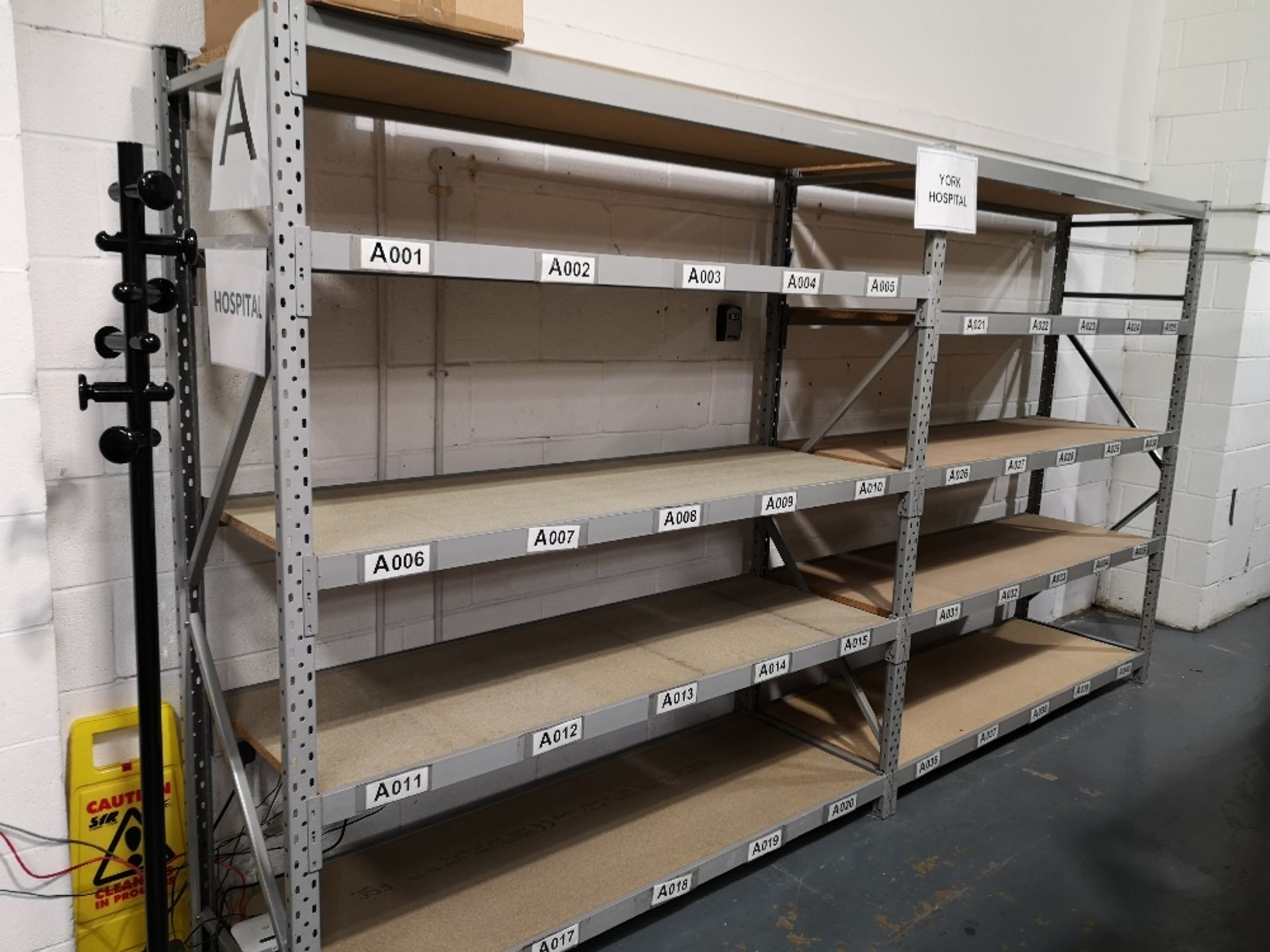 (52) Bays of four tier light duty shelving - Image 6 of 11