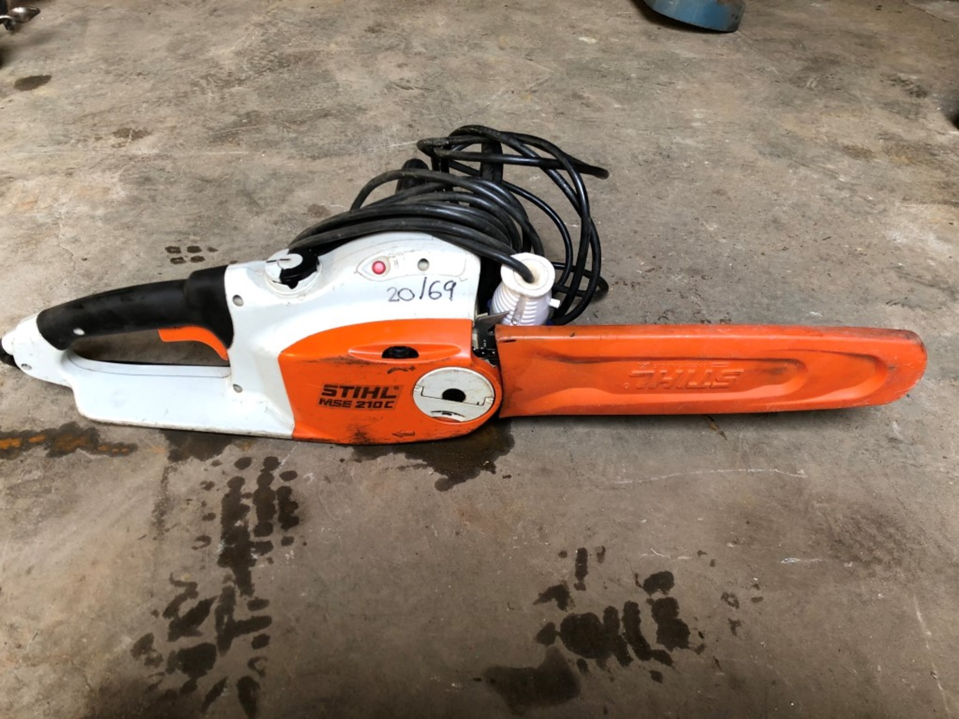 Stihl MSE 210 C electric chain saw - Image 2 of 3