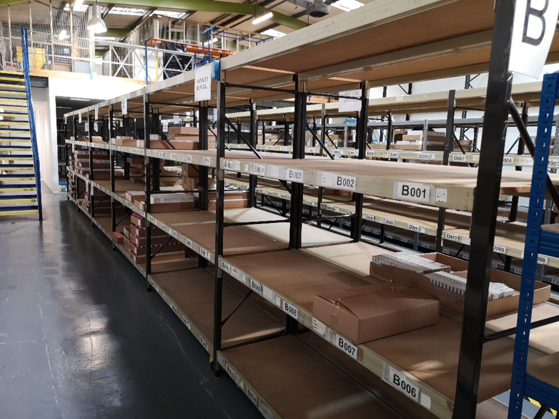 (52) Bays of four tier light duty shelving - Image 7 of 11