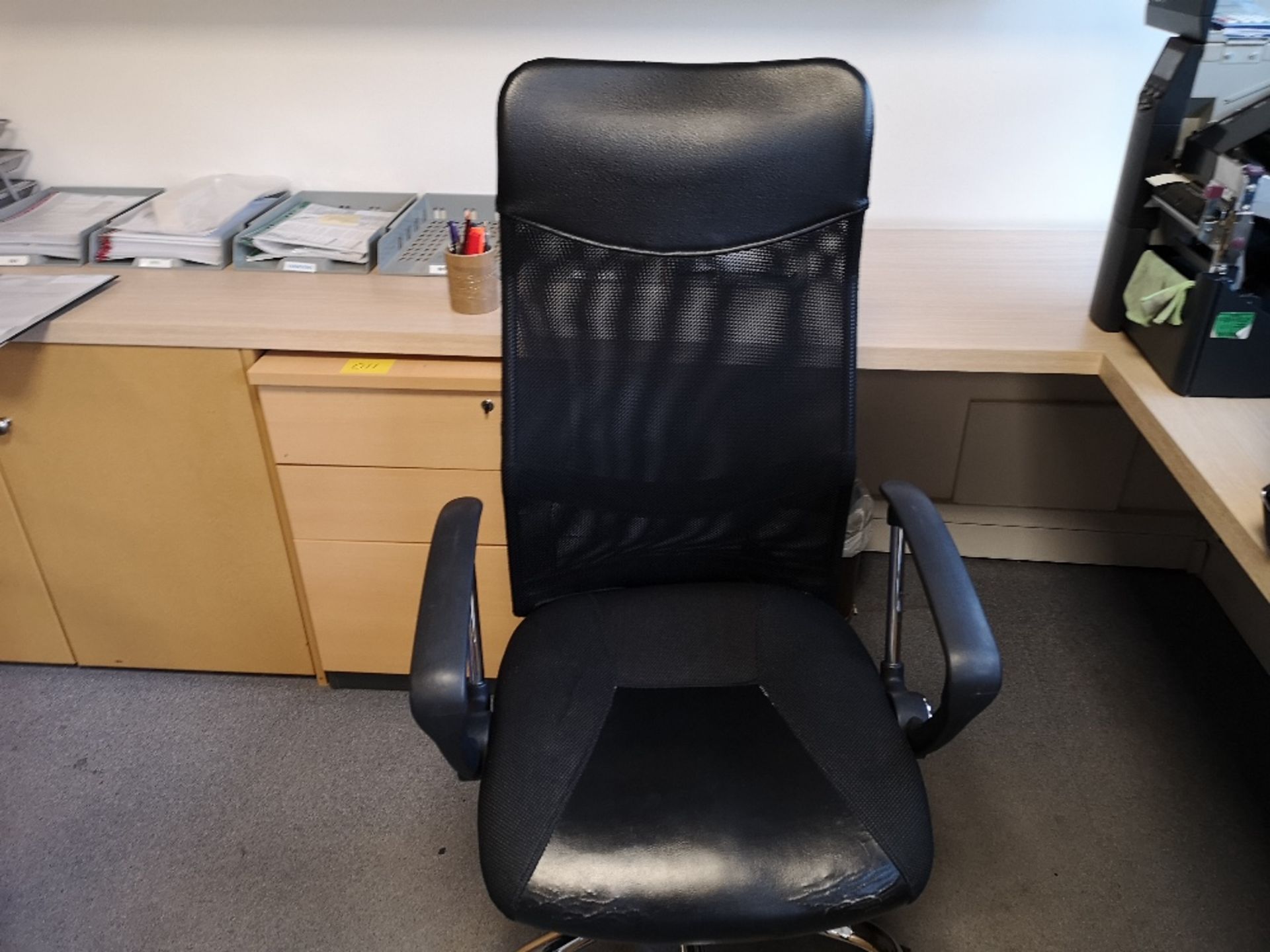 Office Furniture to include various Chairs and Desks - Image 6 of 8