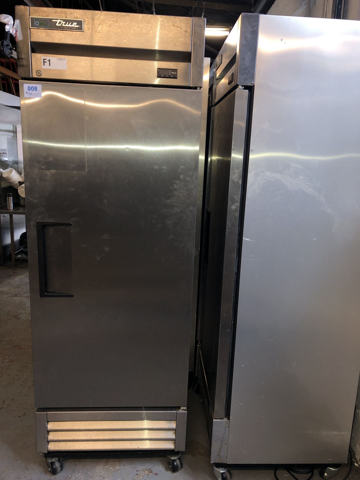 True Refrigeration T-19E-HC Upright Commercial Stainless Steel Fridge - Image 2 of 4