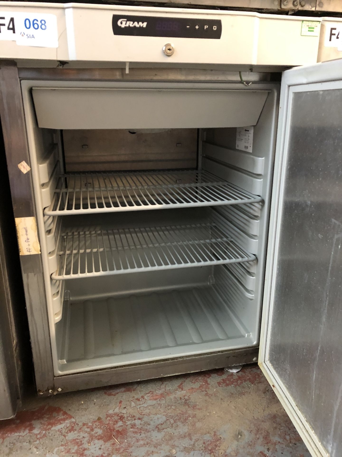 Gram F210 RG 3N Compact Single Door 125Ltr Stainless Steel Undercounter Freezer - Image 2 of 3