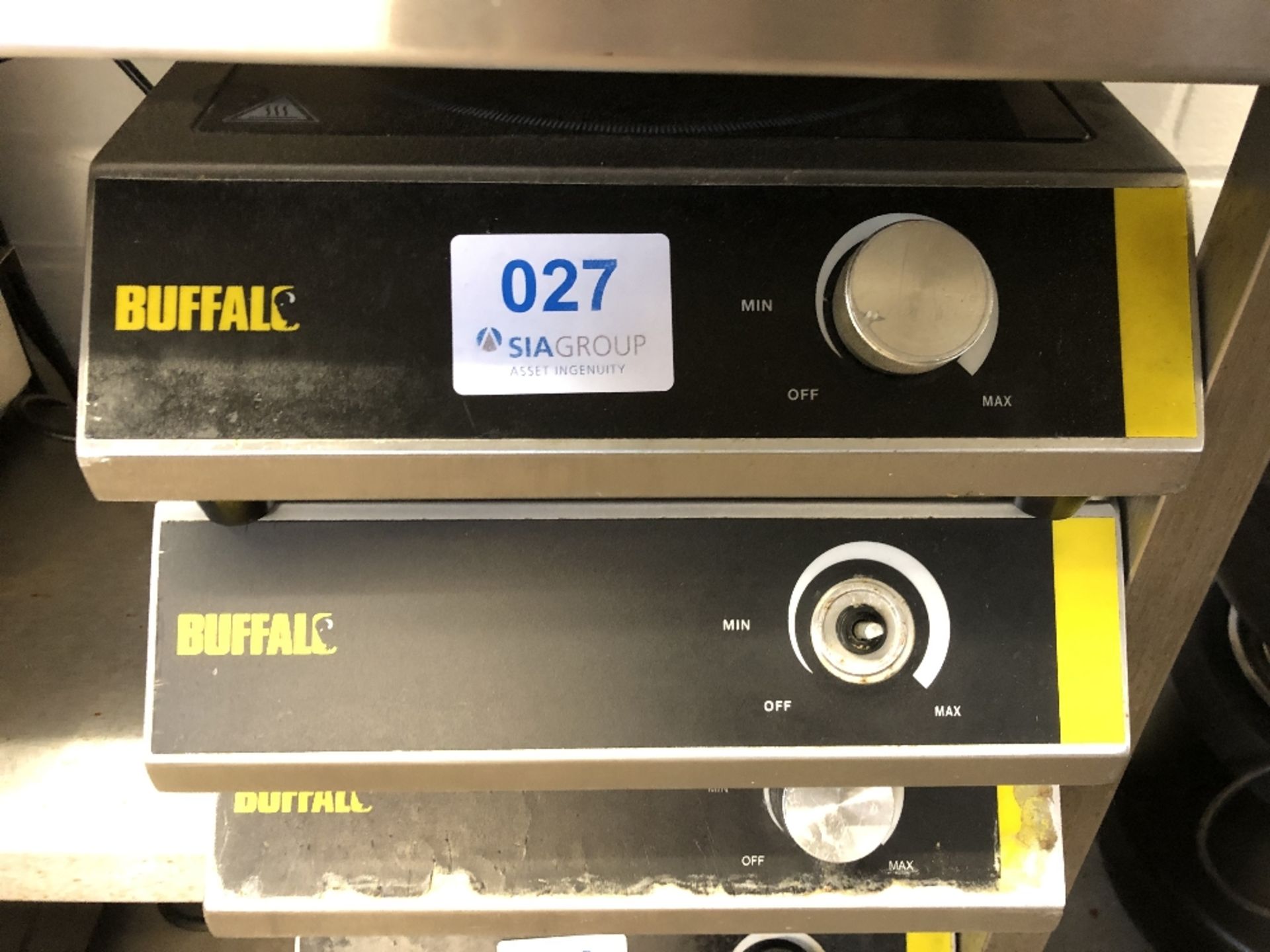 (3) Buffalo CE208 Single Zone 3kW Induction Hobs