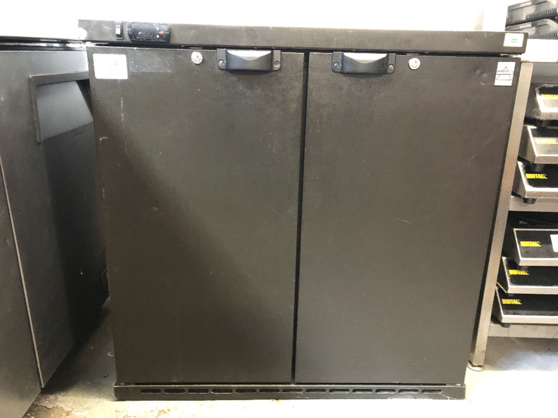 Osborne 250E Double Door Back Bar Bottle Cooler - Image 3 of 4