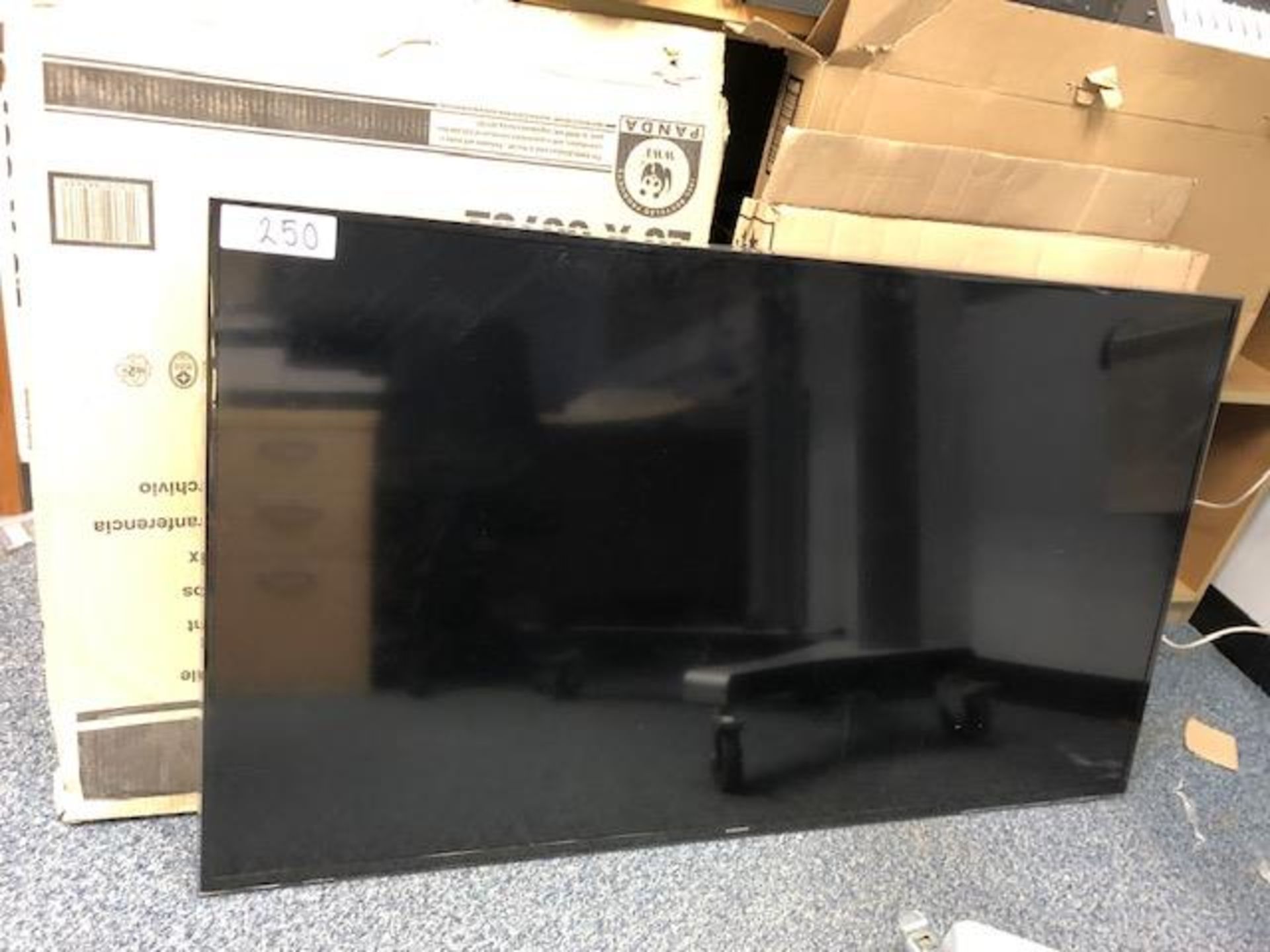 Samsung UE55H6400AKXXU 55" Smart 3D LED Television - Image 2 of 3