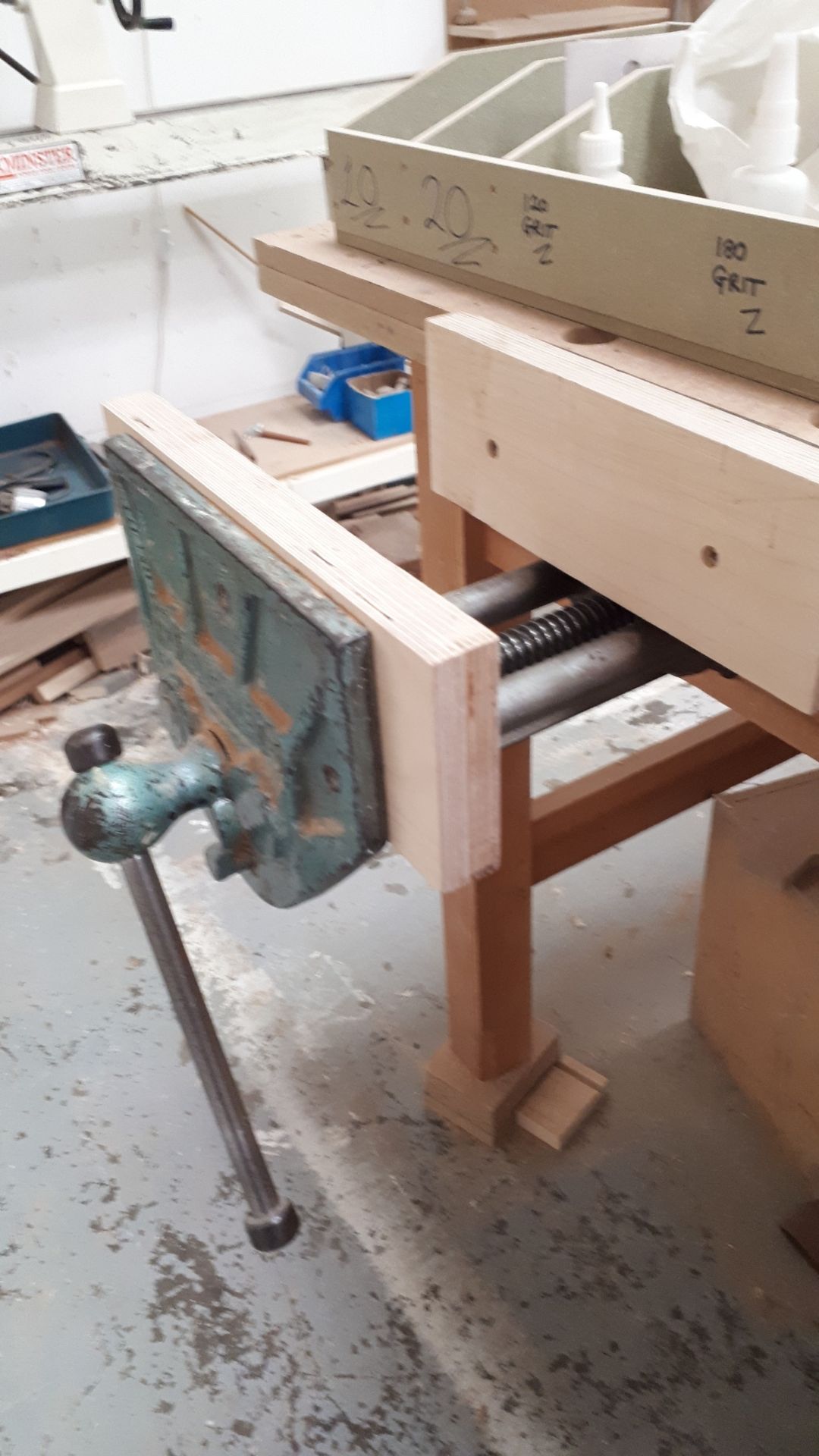 Carpenters Workbench with Bench Vice - Image 3 of 3