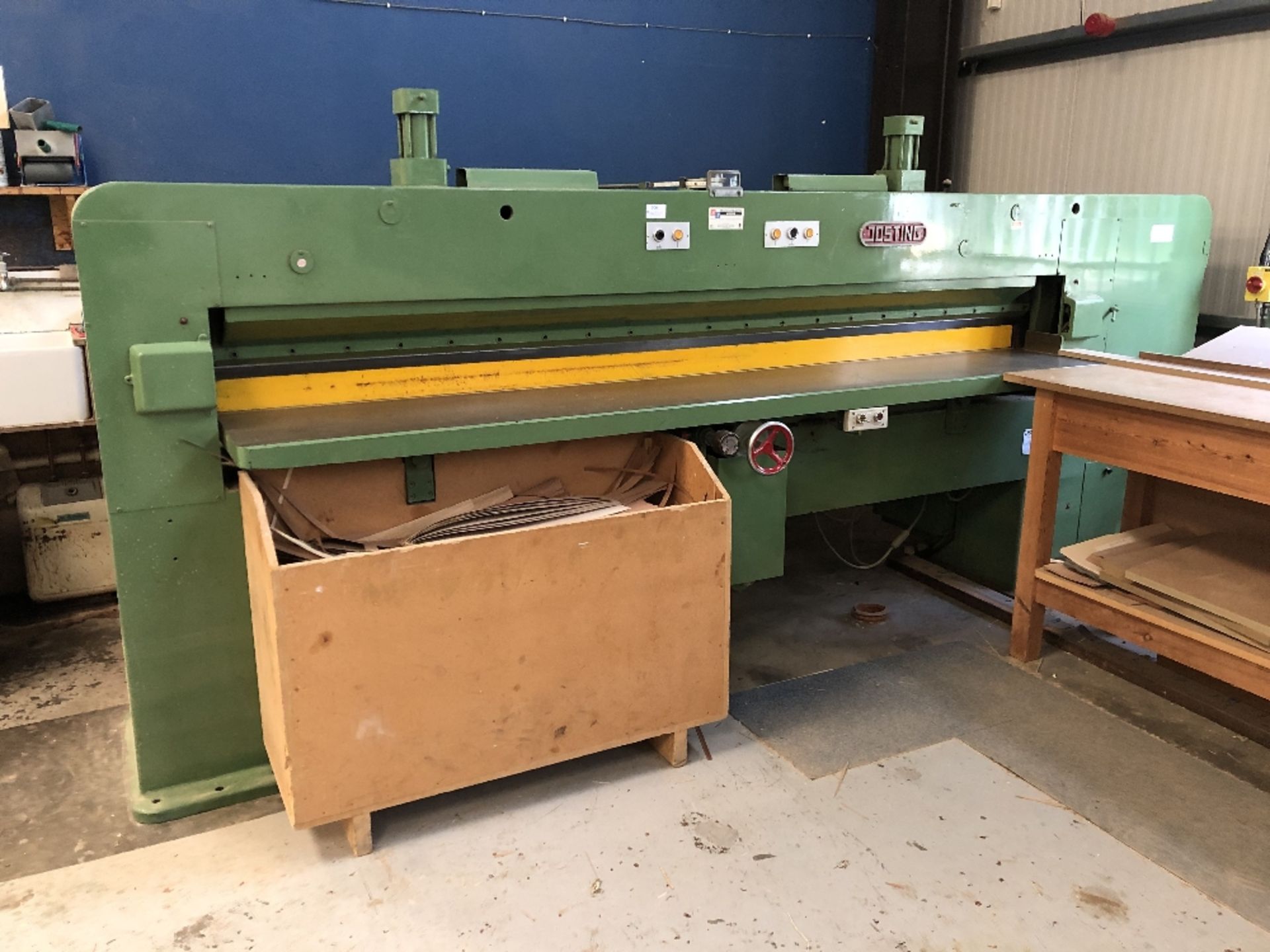 Josting T-346 Model EFS2800 Veneer Scissors Machine