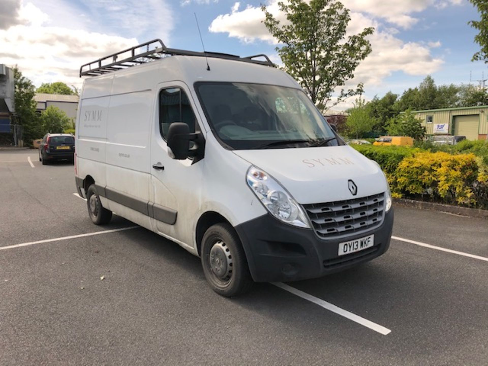 Renault Master MM35 DCI 125 DRW MWB Panel Van (2013)