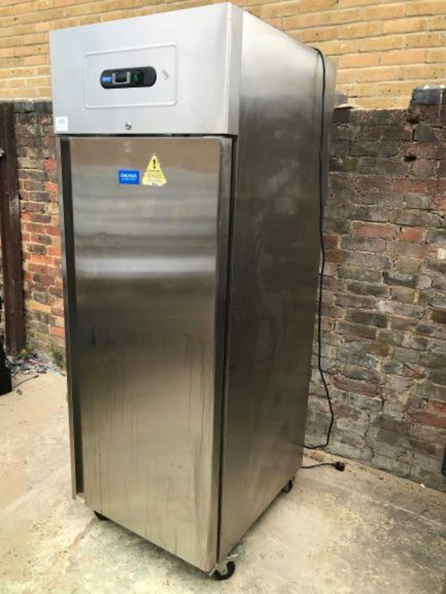 Arctica HEA709 700Ltr Commercial Stainless Steel Upright Freezer - Image 5 of 5