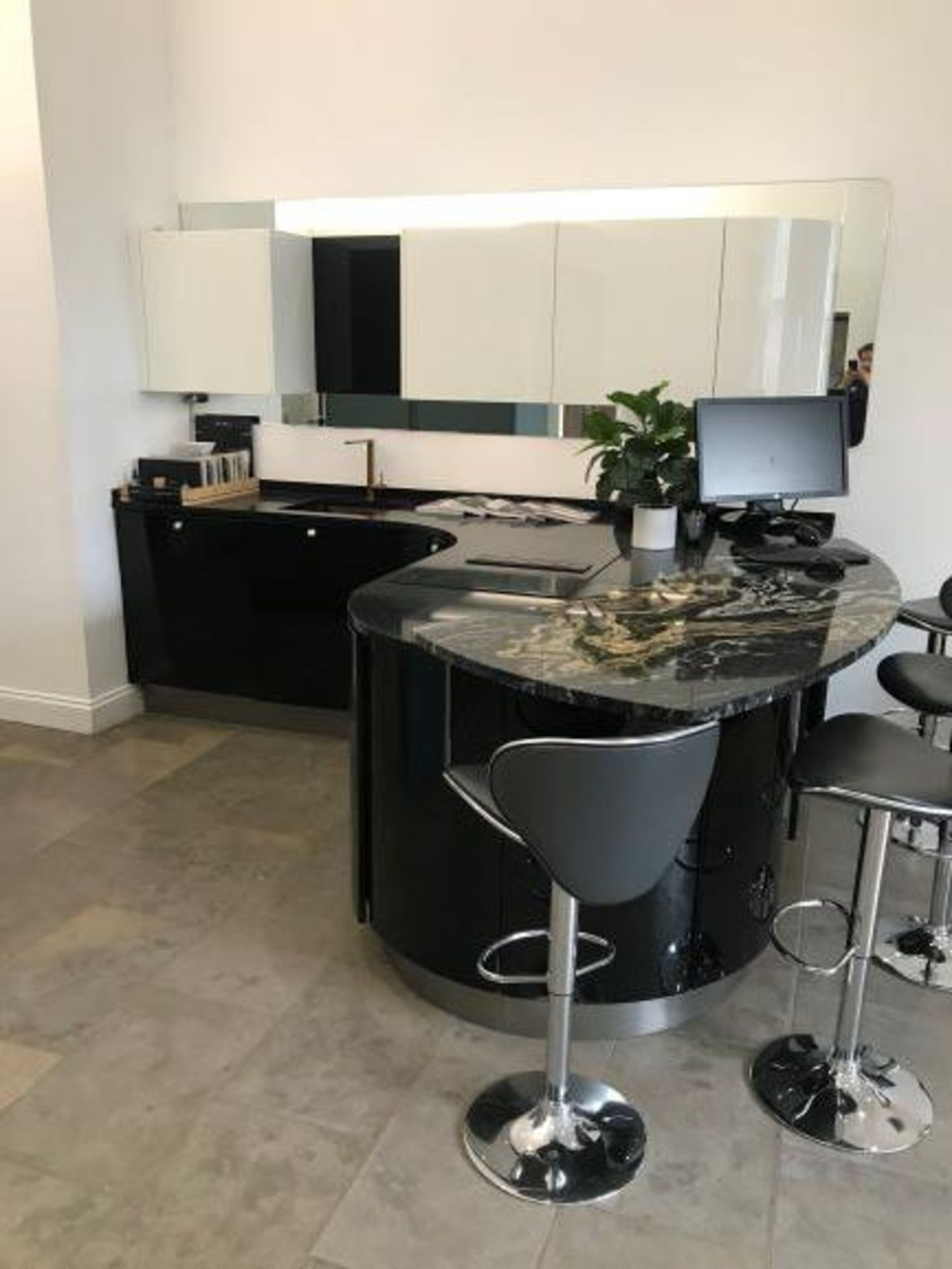 L-shape Black Gloss Kitchen with Stone Worktop & Appliances - Image 4 of 5