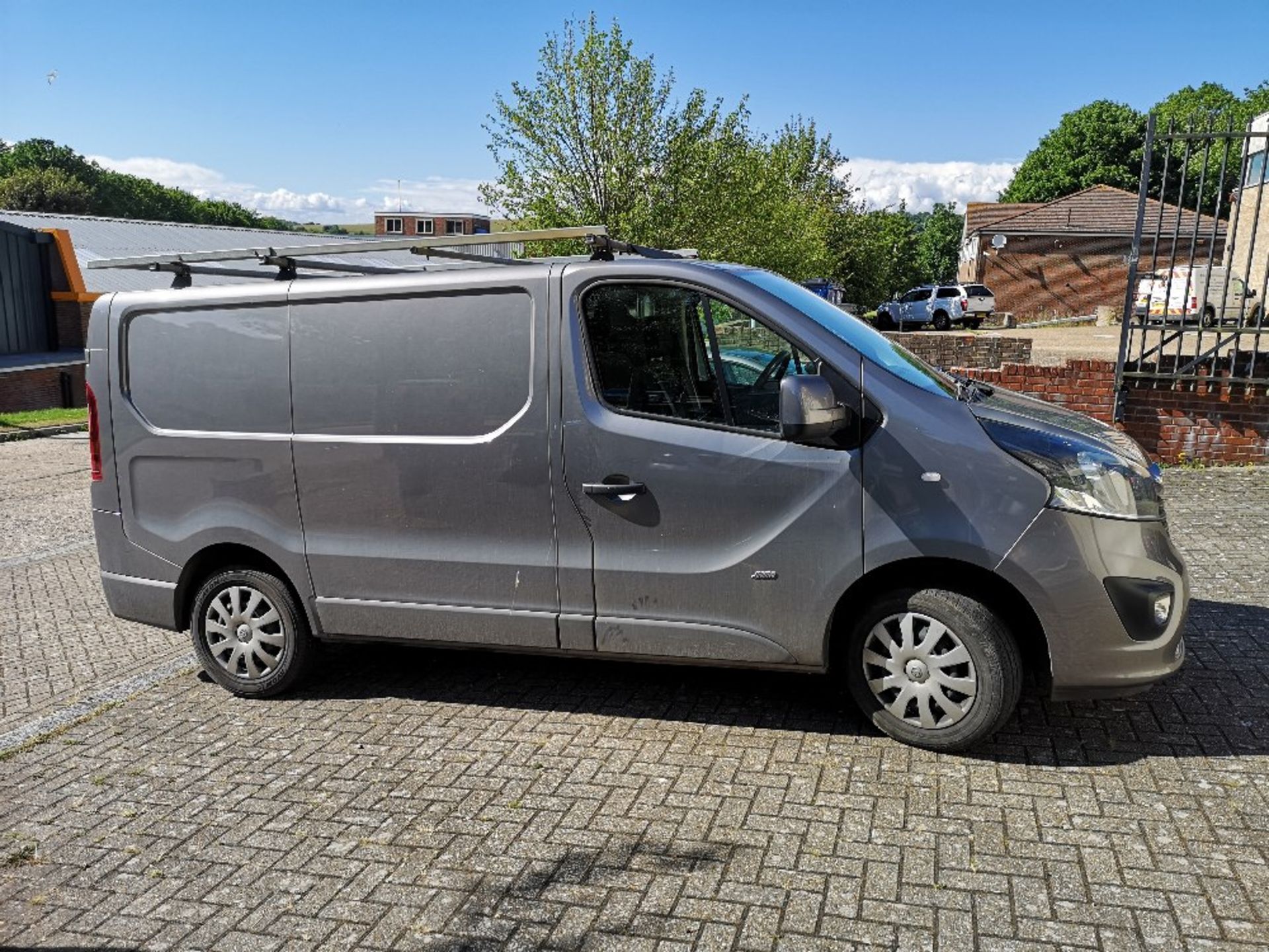 Vauxhall Vivaro 700 Sport CDTI BT, Registration No. GY67 MBF - Image 3 of 15