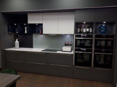 Single Bay Dark Grey Kitchen & Appliances