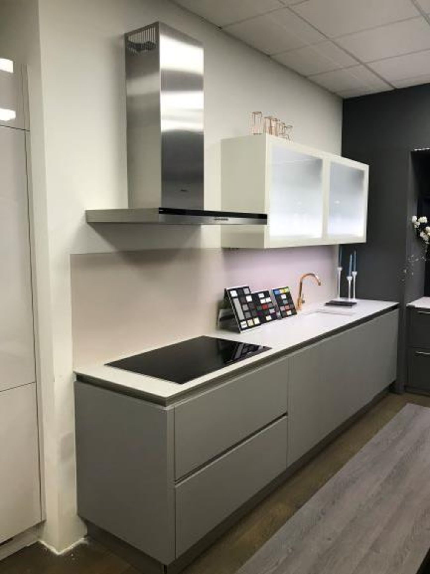 Single Bay Light Grey Kitchen with Carrara Stone Worktop & Appliances - Image 5 of 5