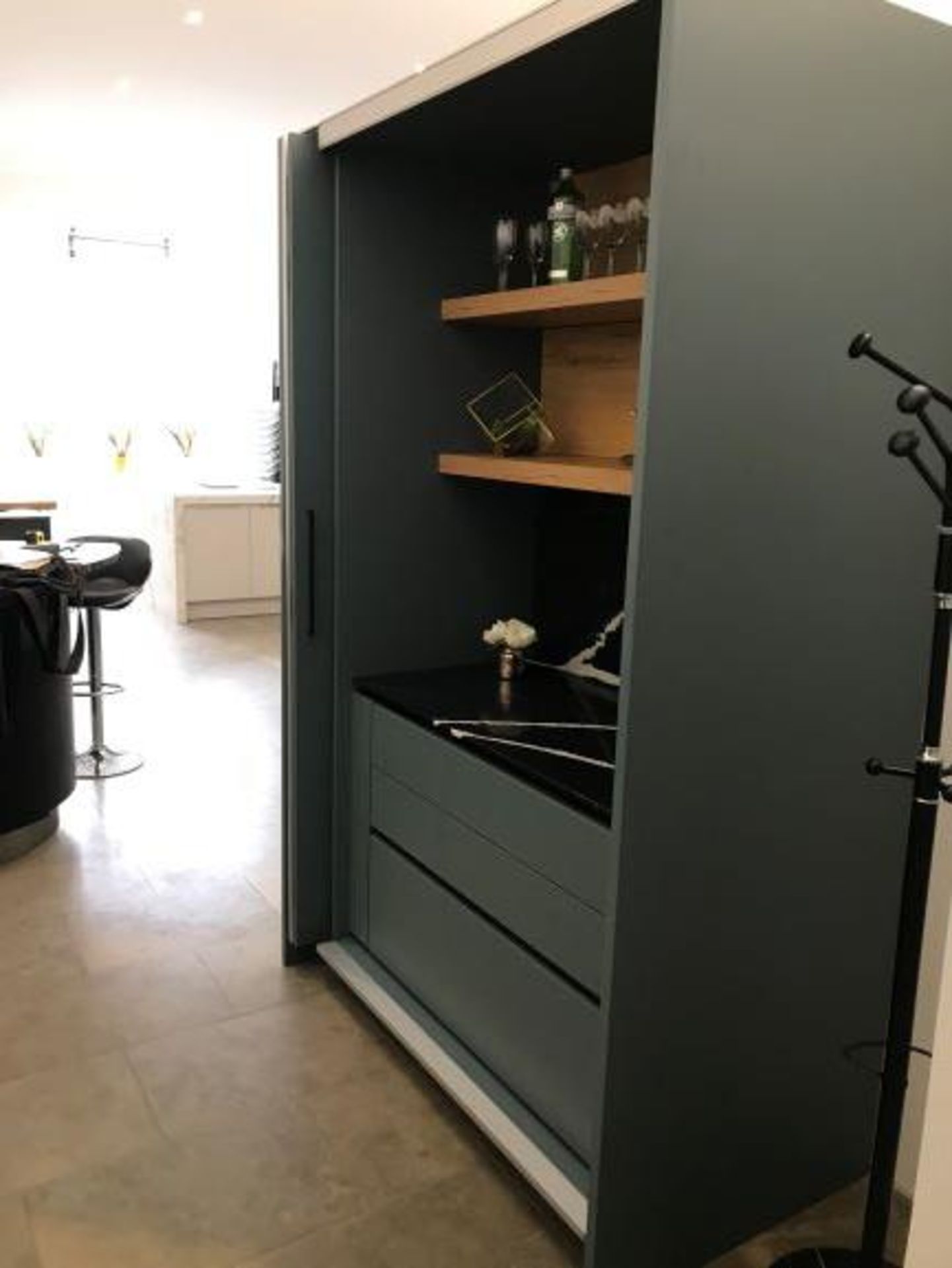 Stand alone green kitchen storage unit - Image 3 of 4
