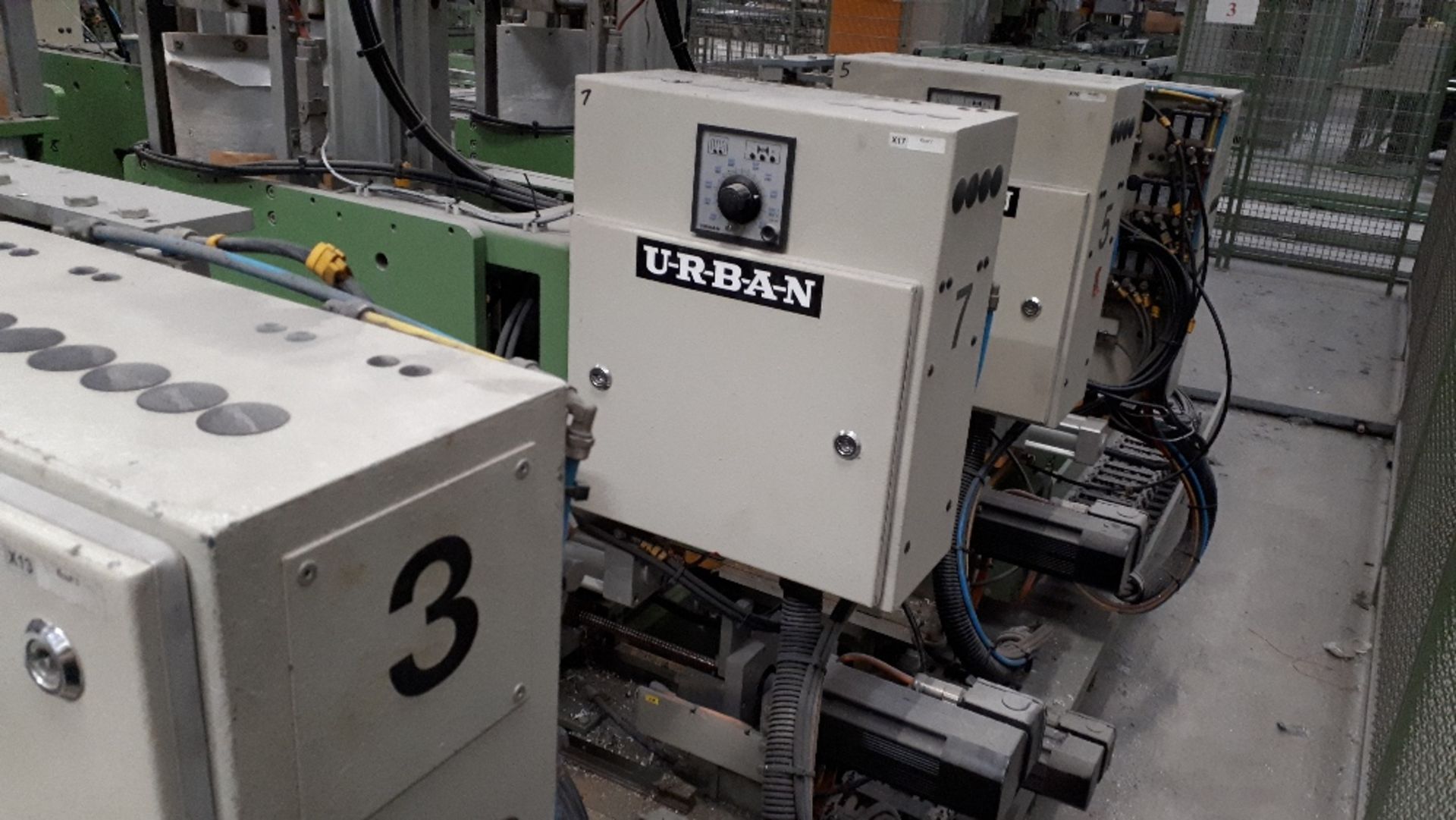 Urban AKS 610/8-35/25 8-head welding table - Image 7 of 11