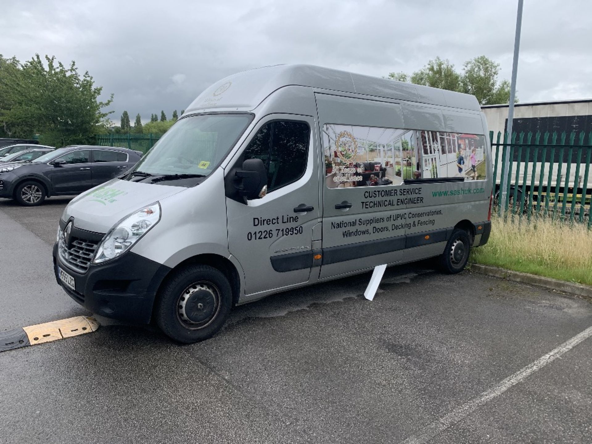 Renault Master LWB Diesel Panel Van - LH35 Energy dCi 135 Business High Roof Van - Image 4 of 5