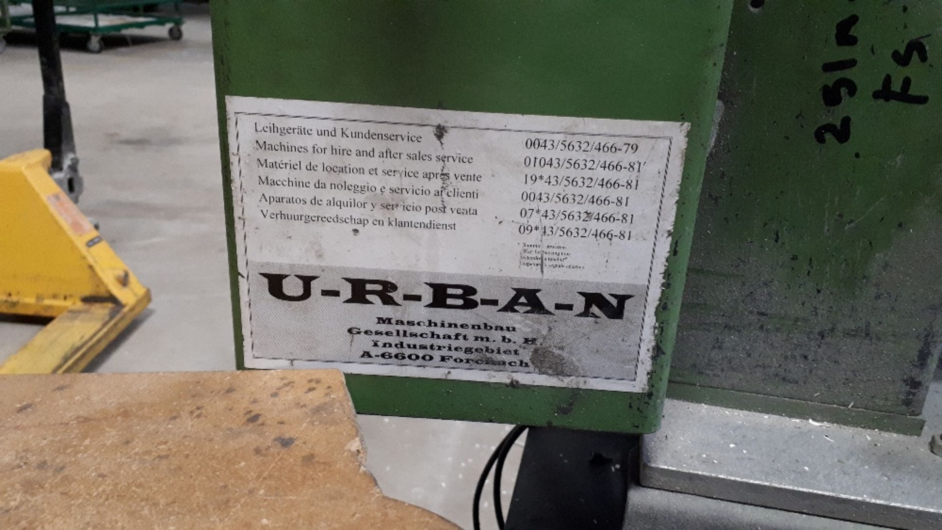 Urban D8 2100 screw advance station - Image 6 of 8