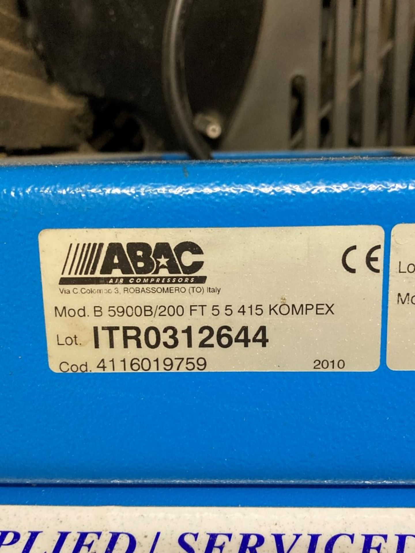 ABAC Pro belt driven air compressor - Image 4 of 5