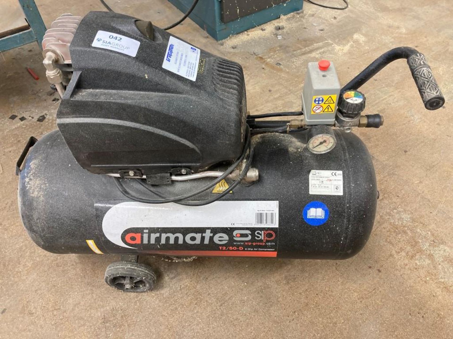 SIP Airmate T2/50/D 2.0HP mini air compressor - Image 2 of 4