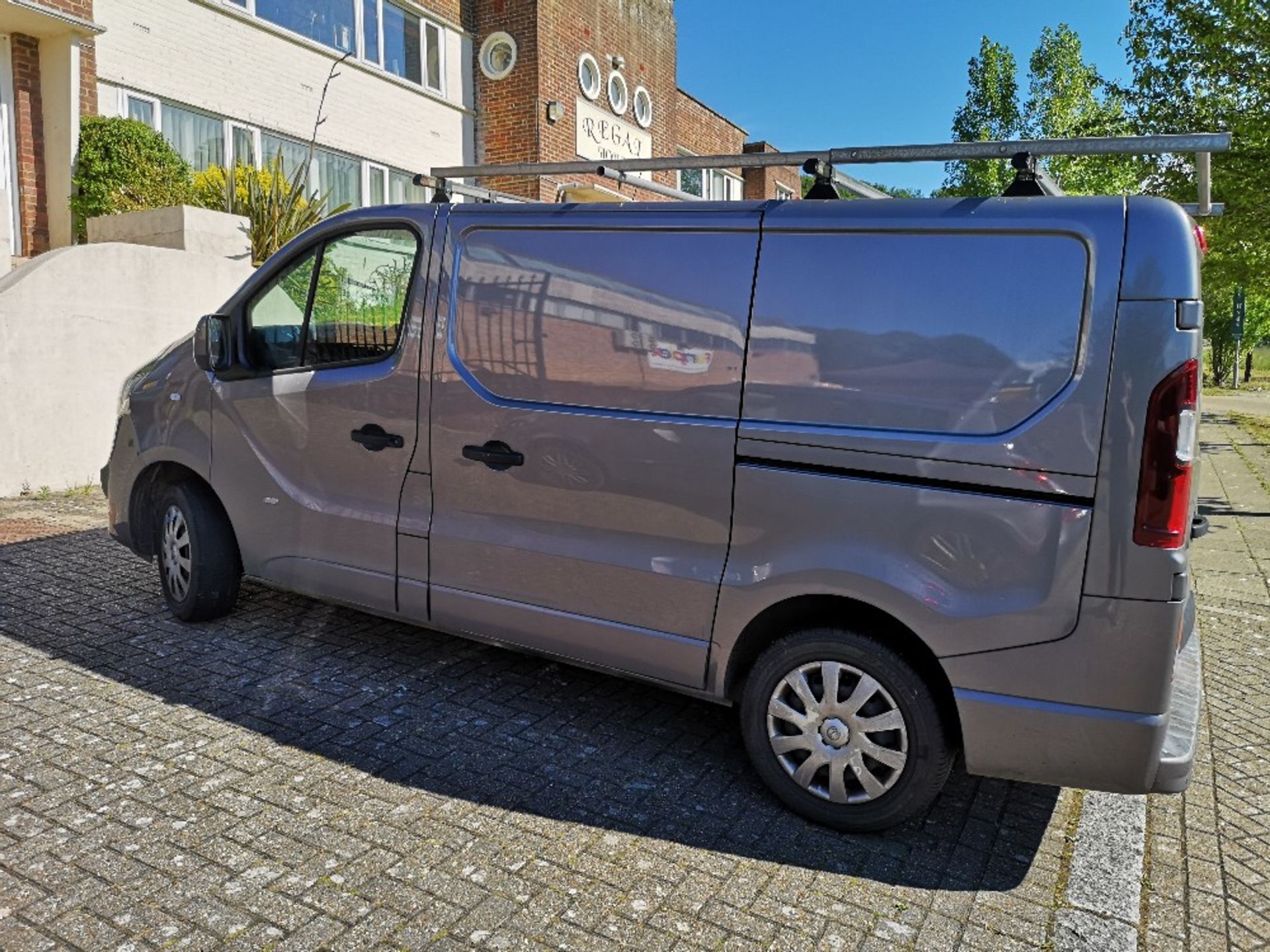 Vauxhall Vivaro 700 Sport CDTI BT, Registration No. GY67 MBF - Image 3 of 15