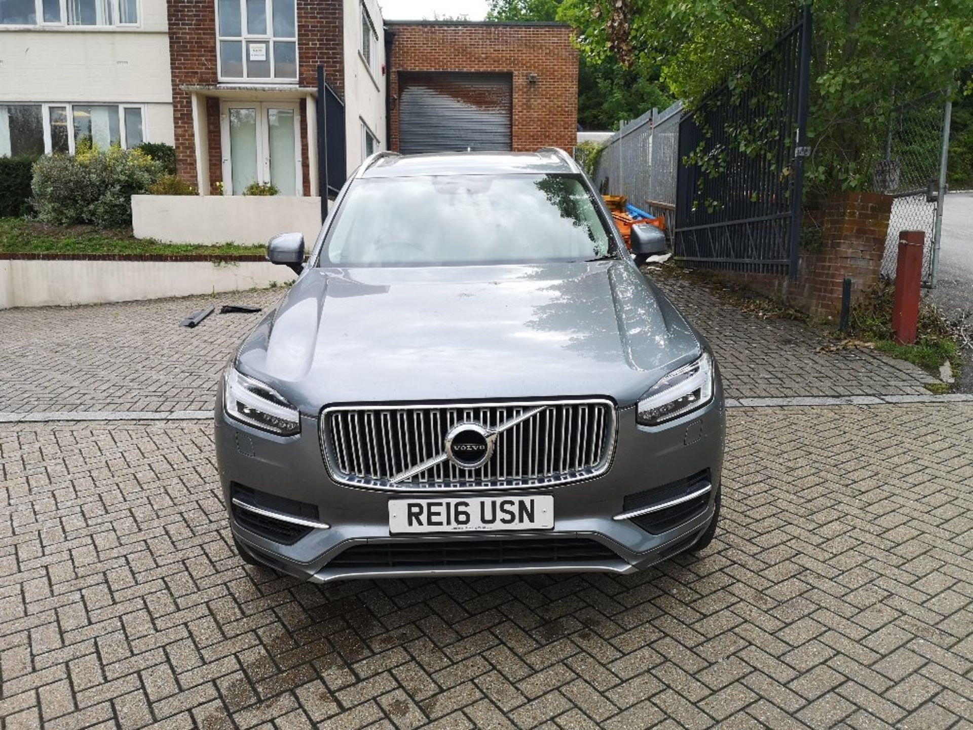 Volvo XC90 estate 2.0 T8 hybrid inscription 8 speed auto - Image 9 of 23