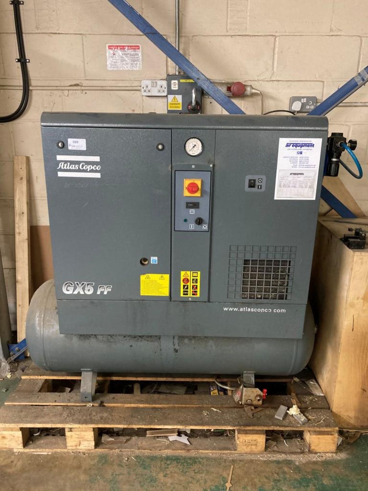 Atlas Copco 5kw compressor with dryer