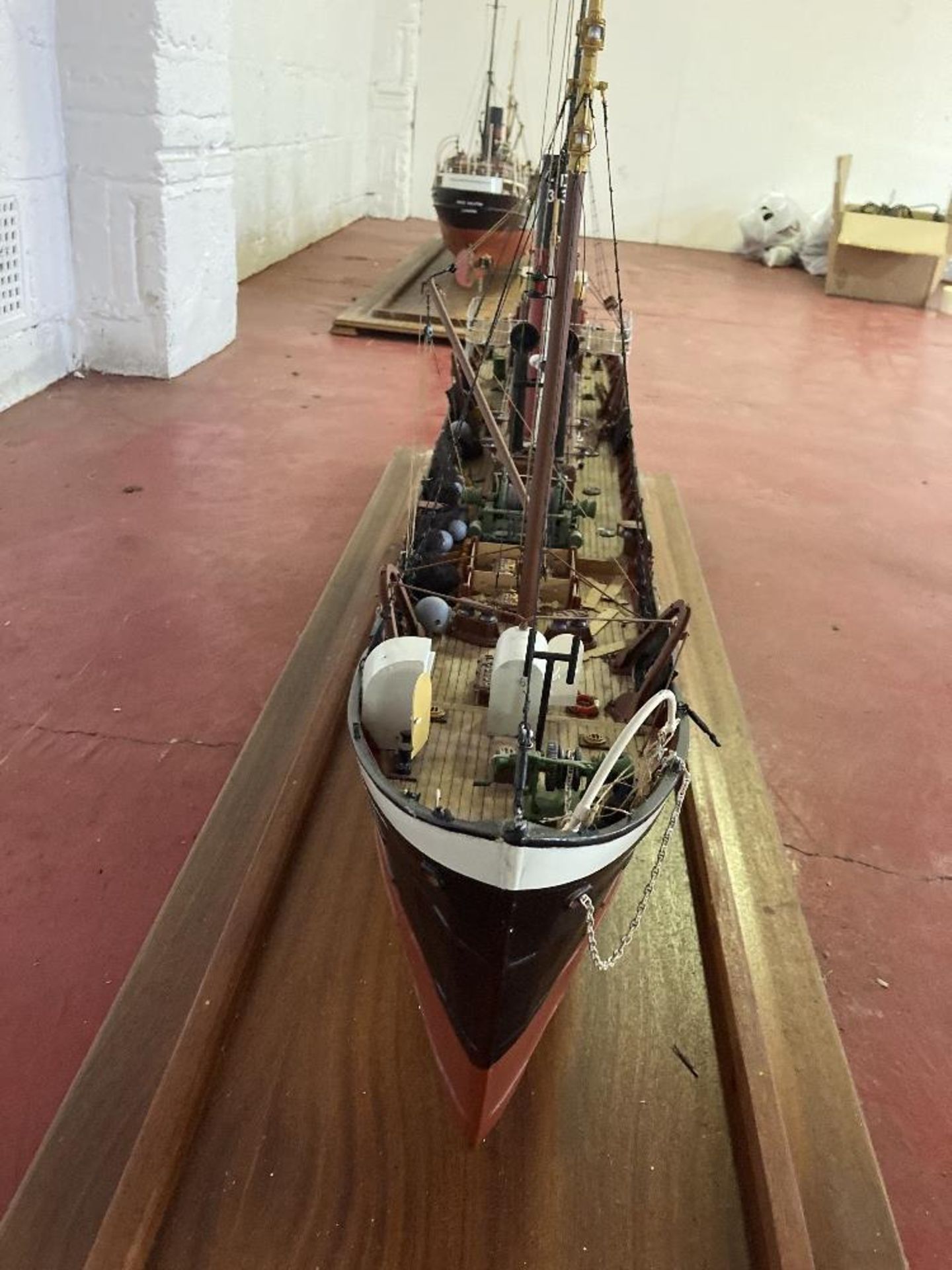 Akranes FD33 Trawler Ship/boat/vessel 1:30 Scale Model - Image 3 of 6