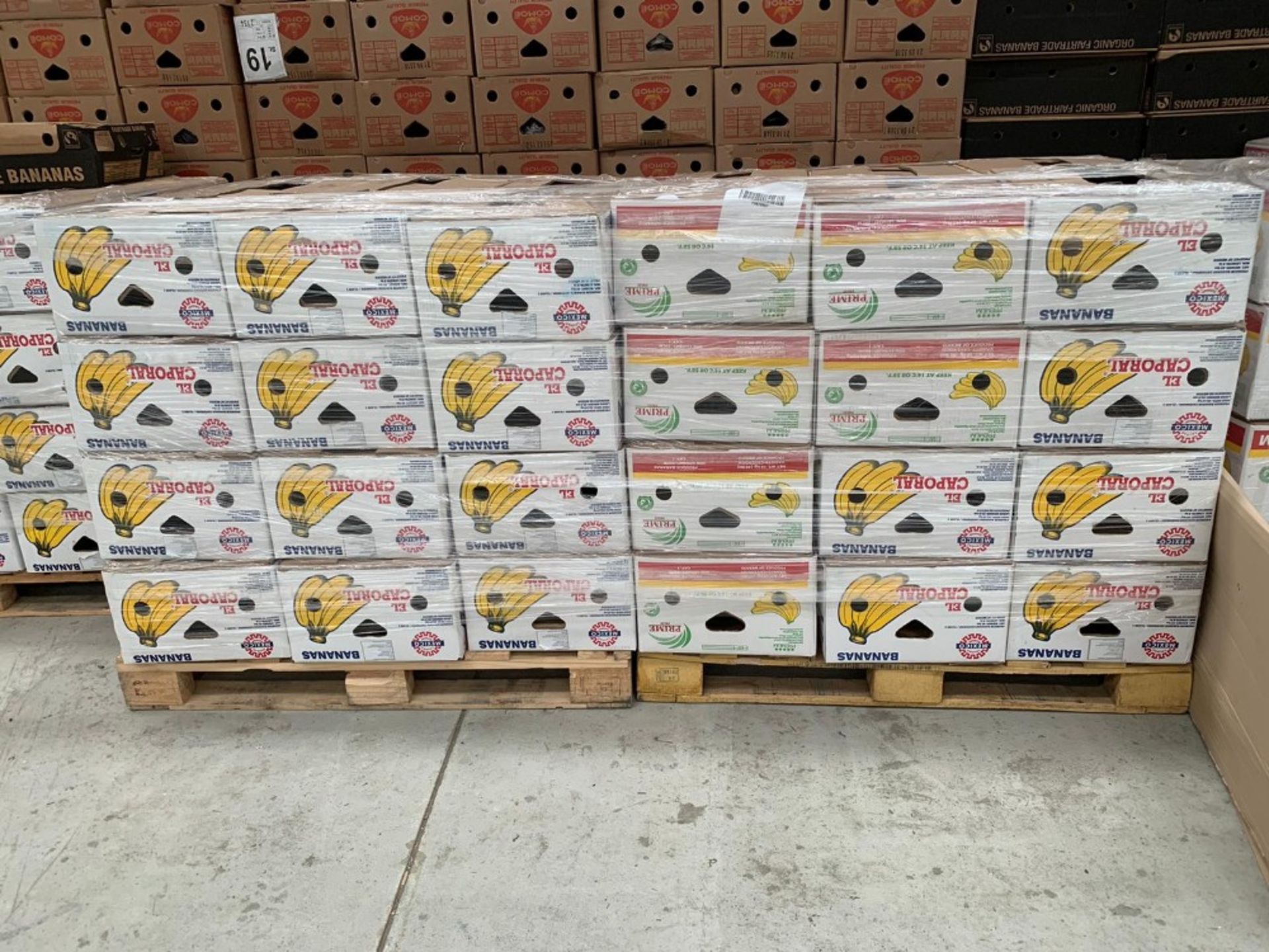 Approximately 46 pallets of various branded 18kg banana storage boxes - Image 8 of 15