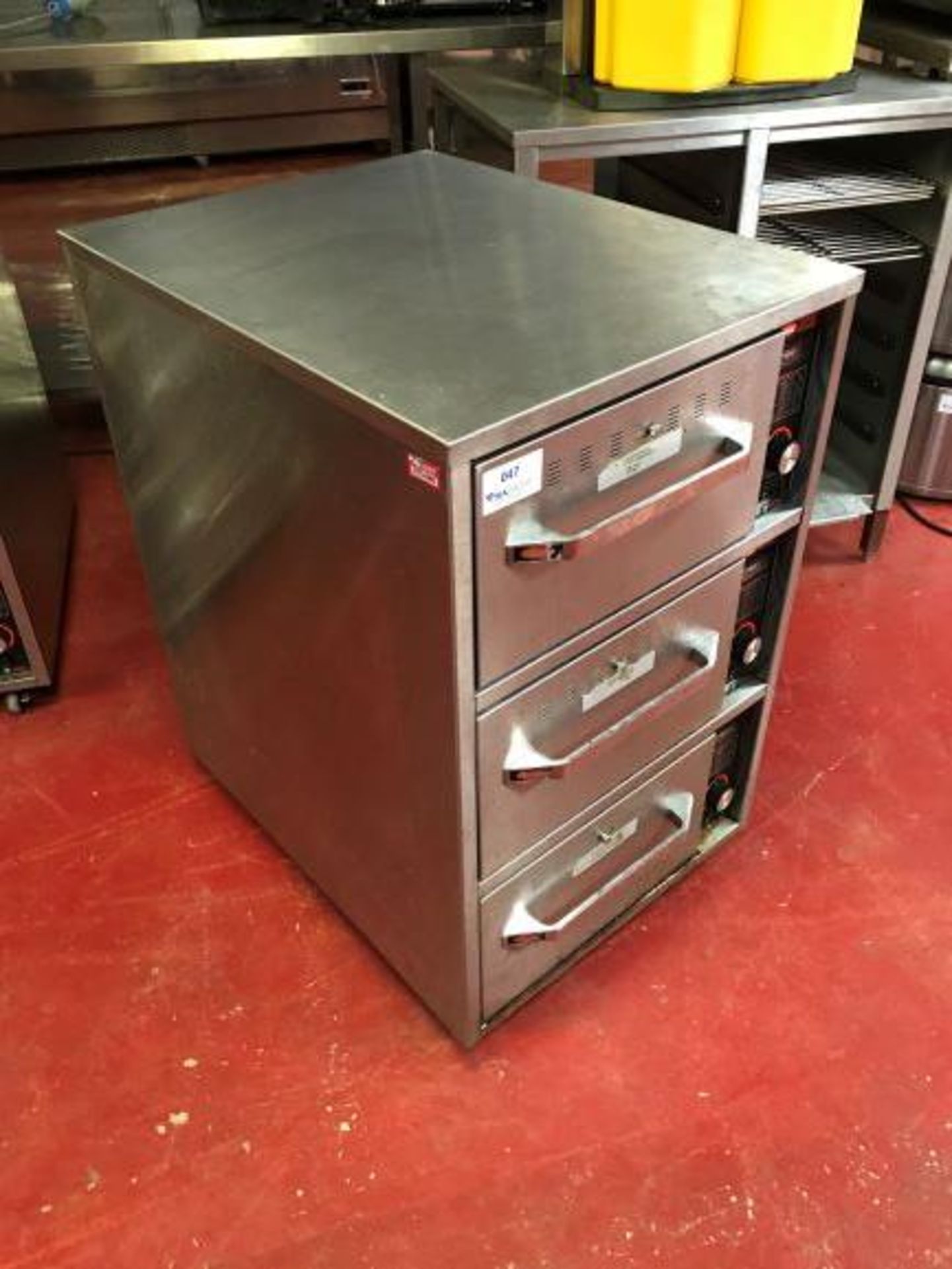 Hatco Heatmax HDW-3N stainless steel three drawer food warmer - Image 2 of 4