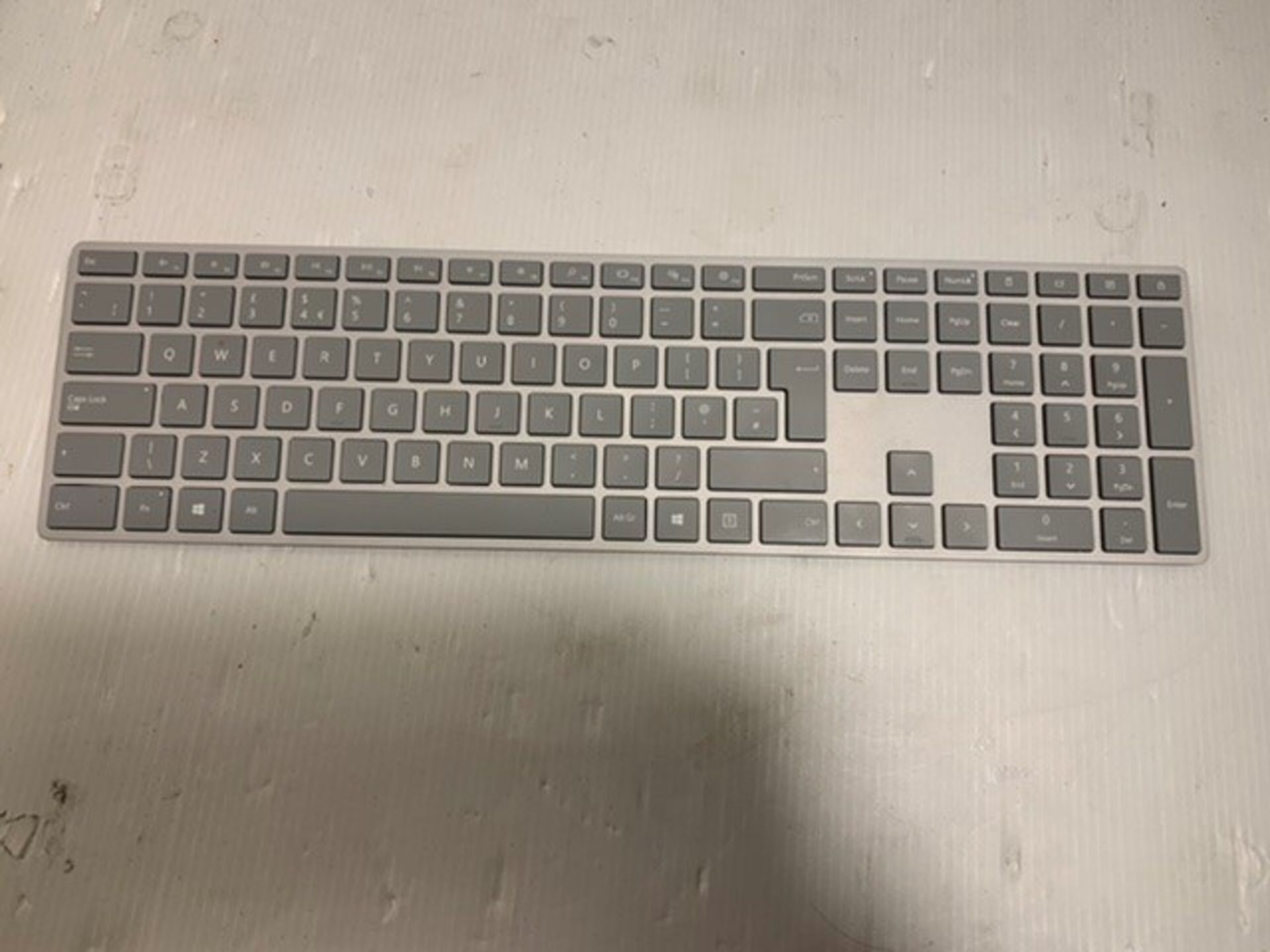 (5) Microsoft 1742 Surface wireless keyboards