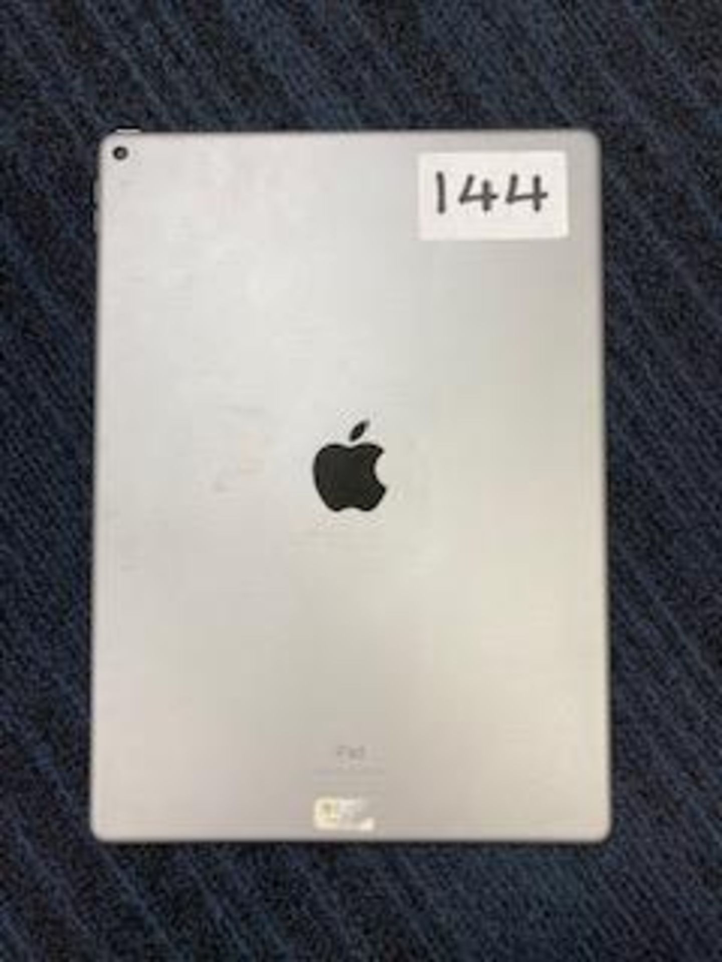 Apple iPad Pro A1584 12.9" 32GB Space Grey - Image 2 of 3