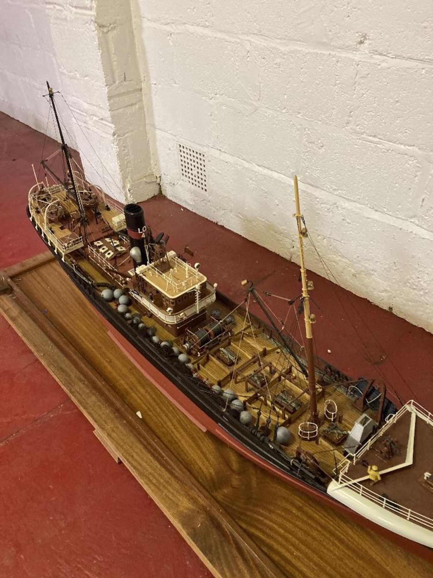 Akranes FD33 Trawler Ship/boat/vessel 1:30 Scale Model - Image 2 of 6