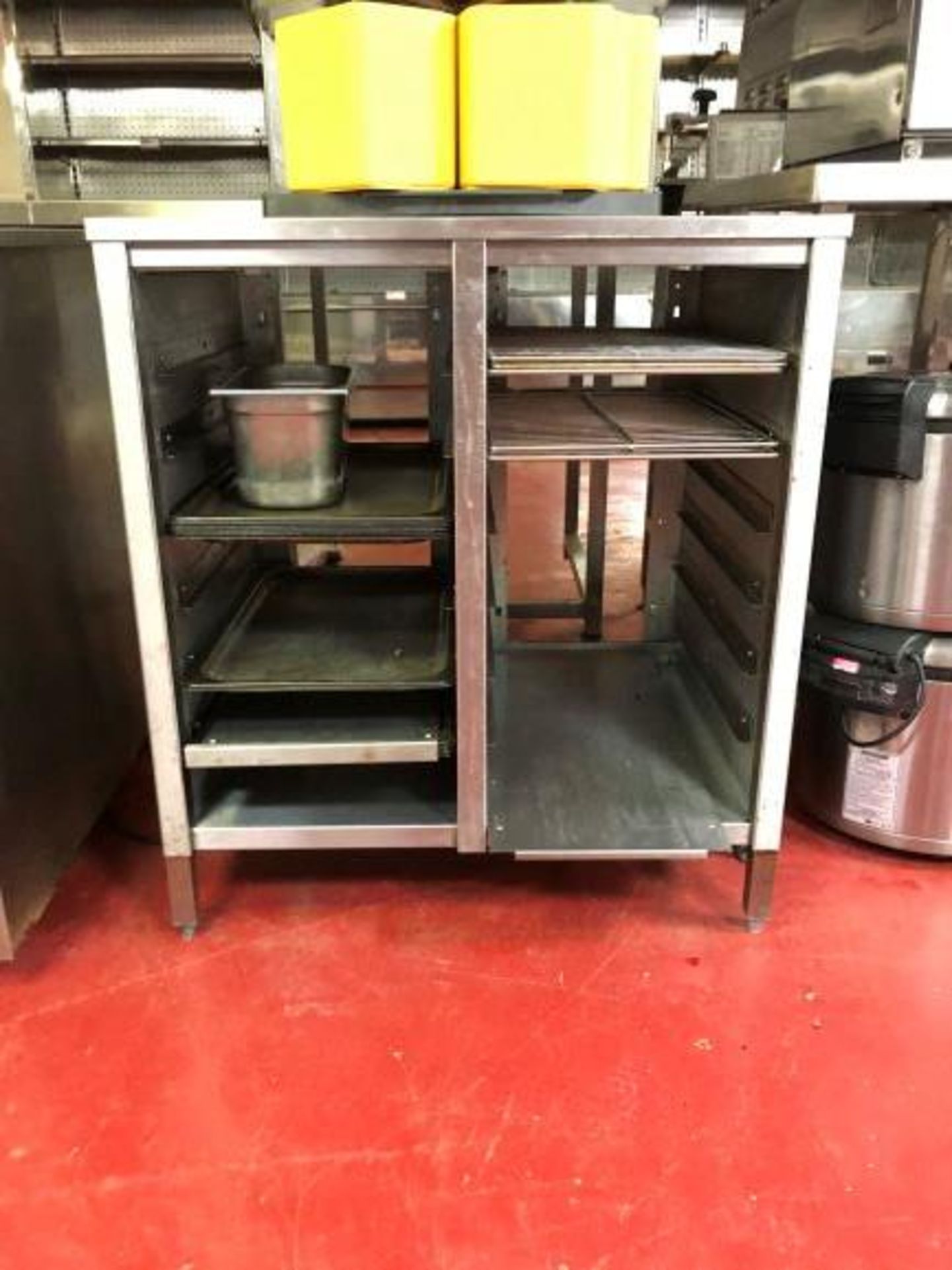 Twelve tier stainless steel baking tray rack - Image 3 of 3