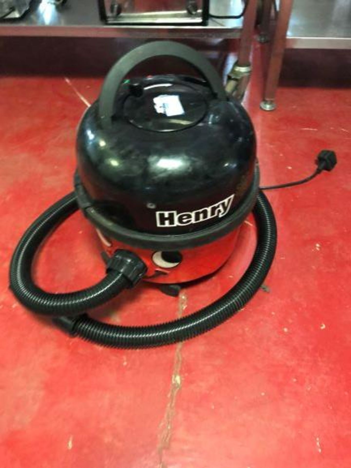 Numatic International Henry 200 Vacuum Cleaner - Image 2 of 2