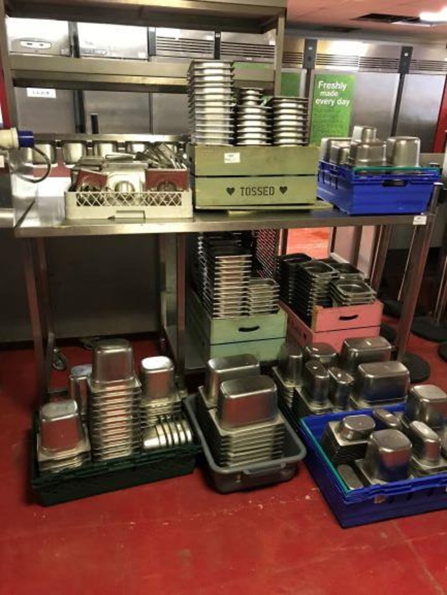 Two tier stainless steel mobile preparation table - Image 2 of 2