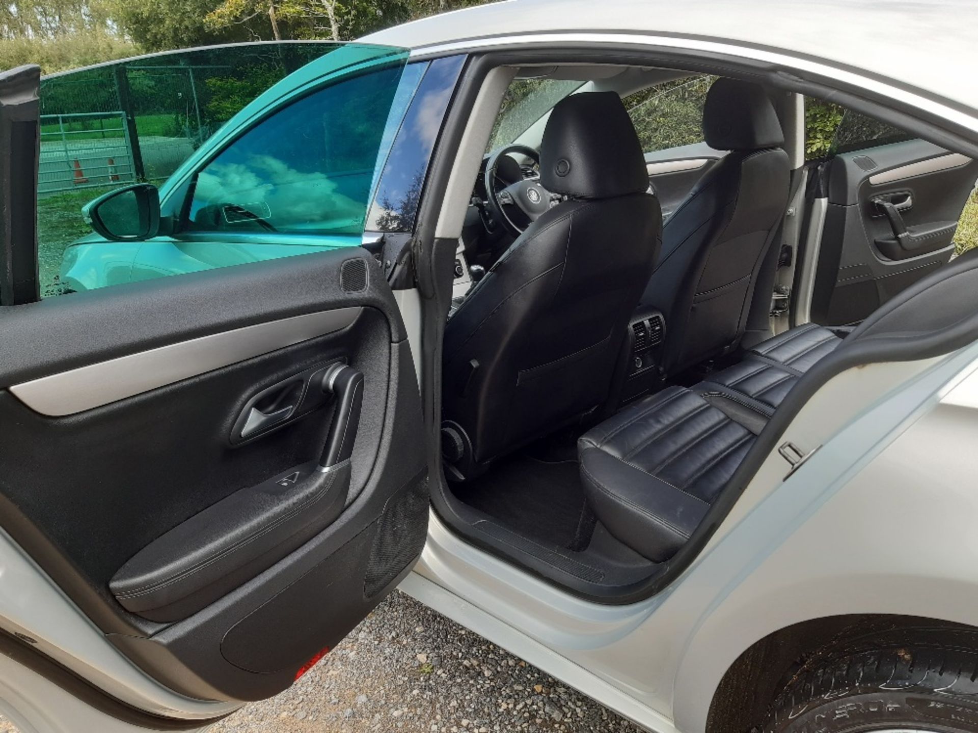 Volkswagen Passet GT TDI 170 Coupe in Silver - Image 7 of 13