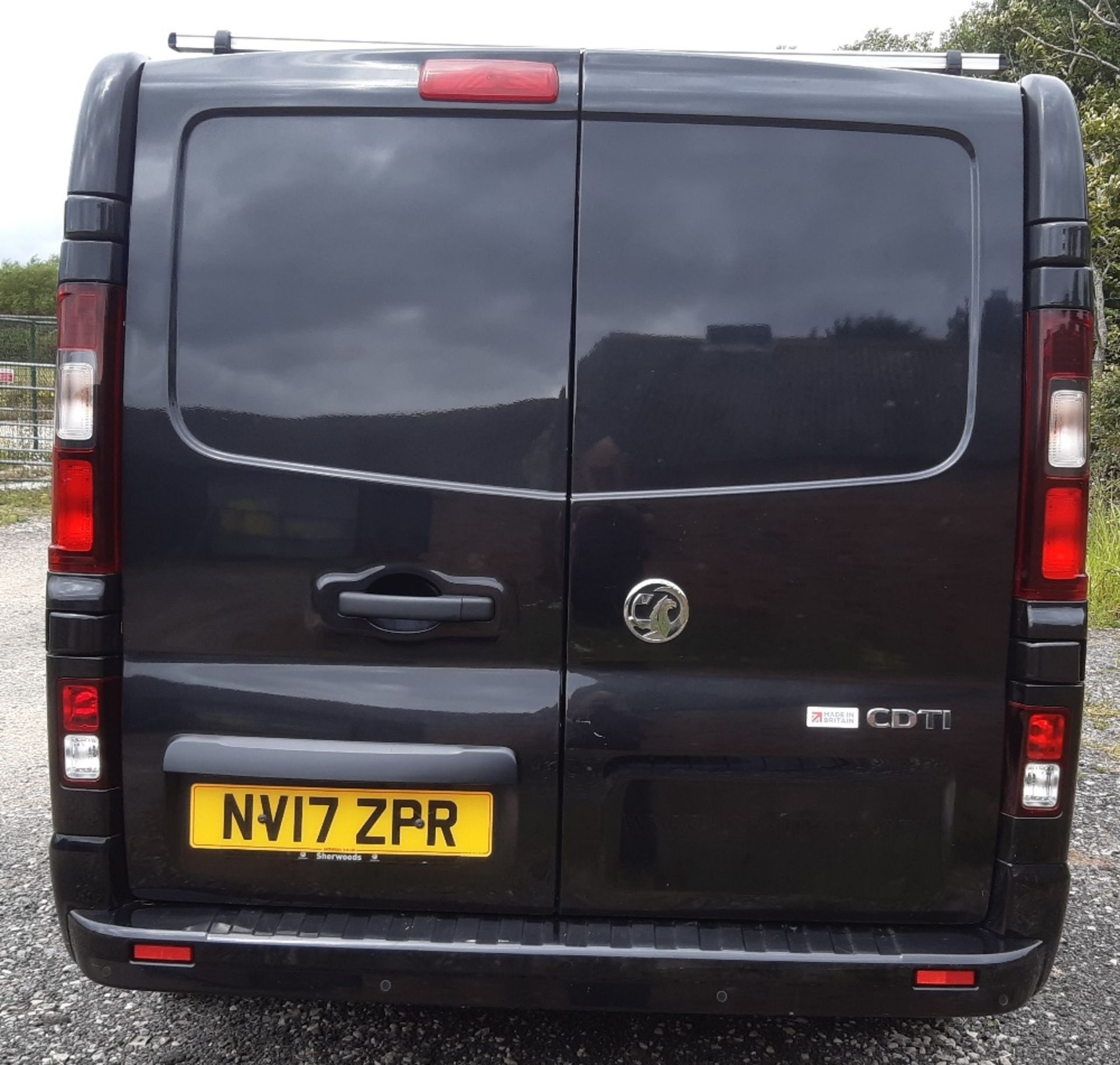 Vauxhall Vivaro 2-axle rigid body panel van - Image 3 of 10