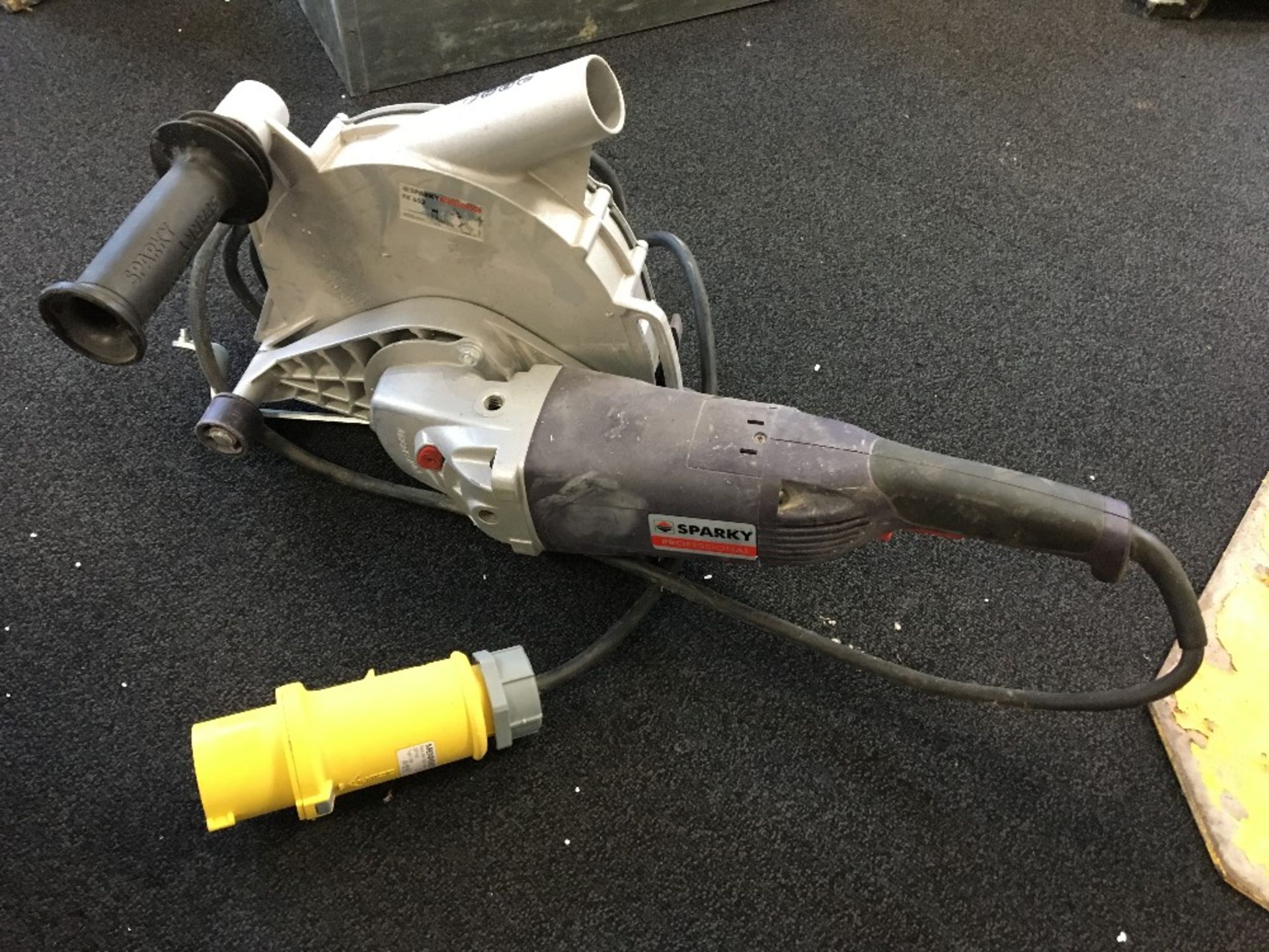 Sparky Fk652 Angle Grinder (110Volt) - 32Amp Plug - Image 3 of 4